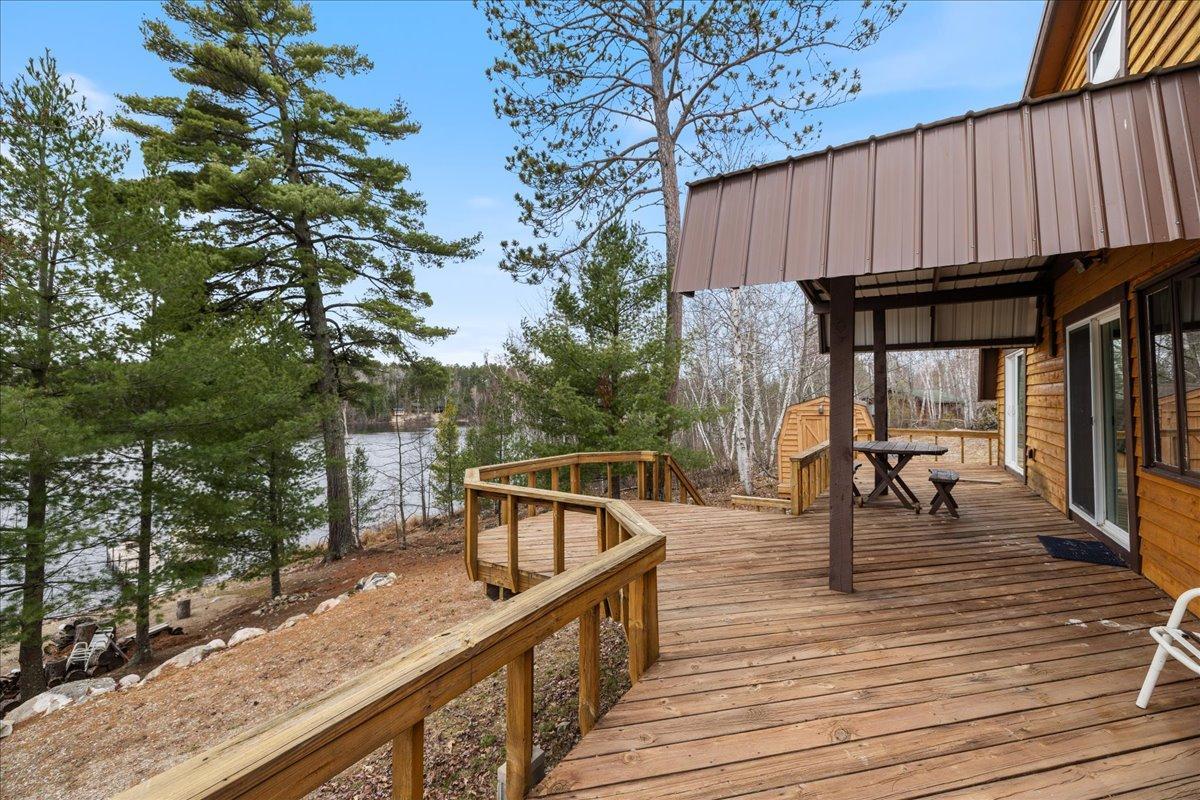 7185 N Oak Narrows Shore