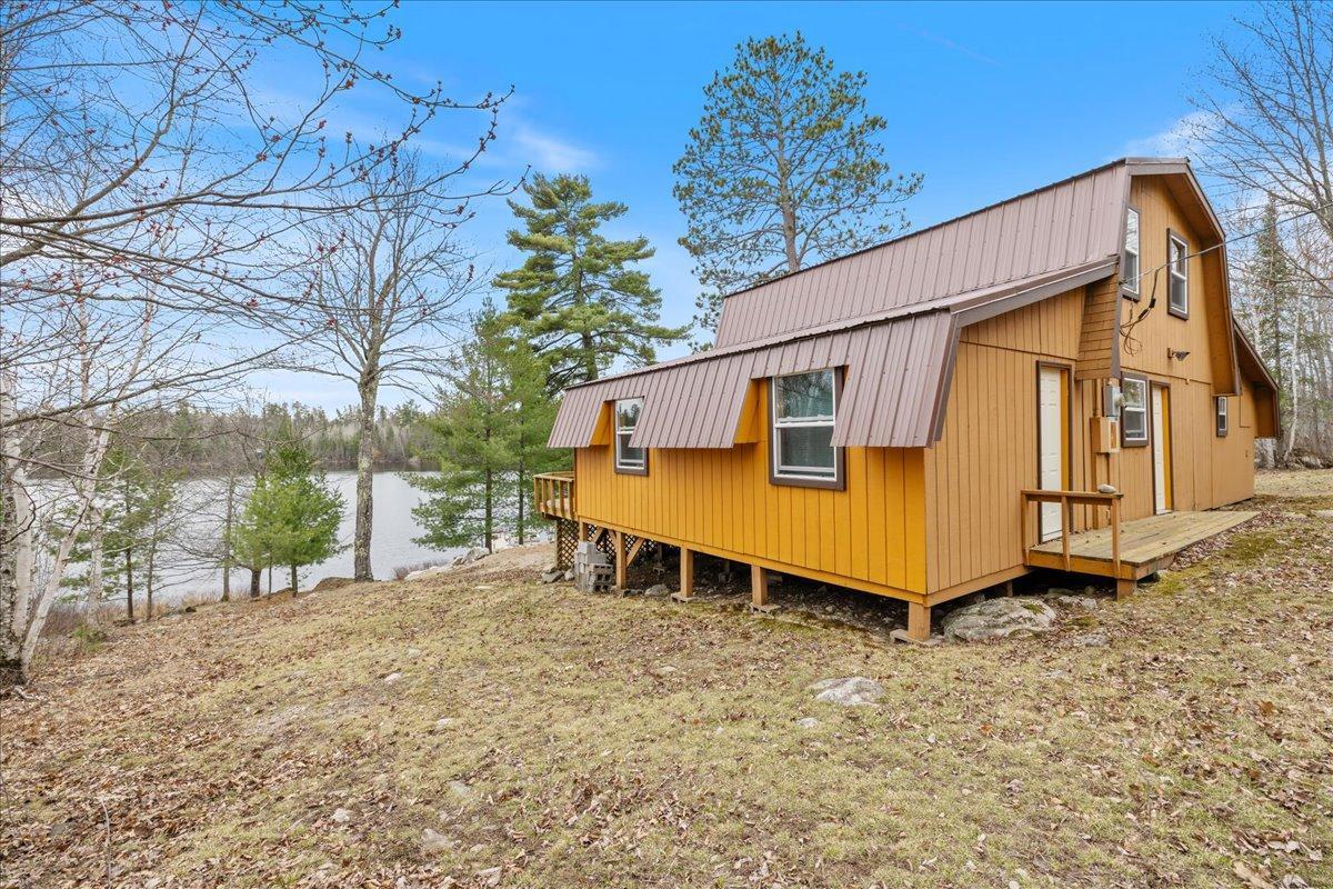 7185 N Oak Narrows Shore