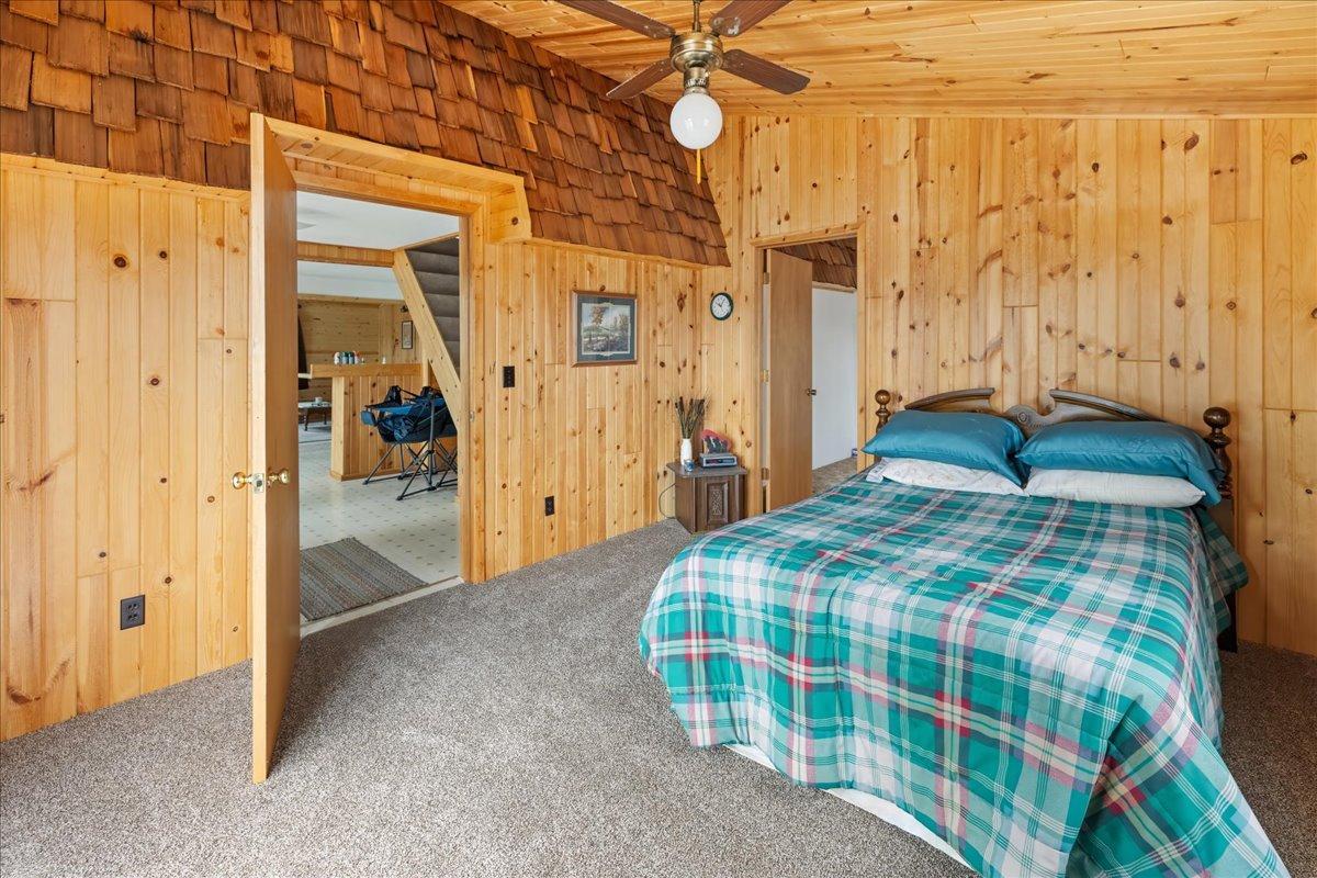 7185 N Oak Narrows Shore