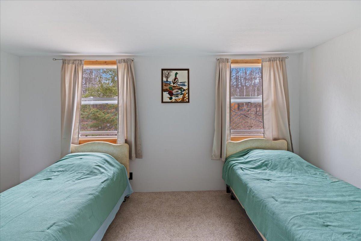 7185 N Oak Narrows Shore