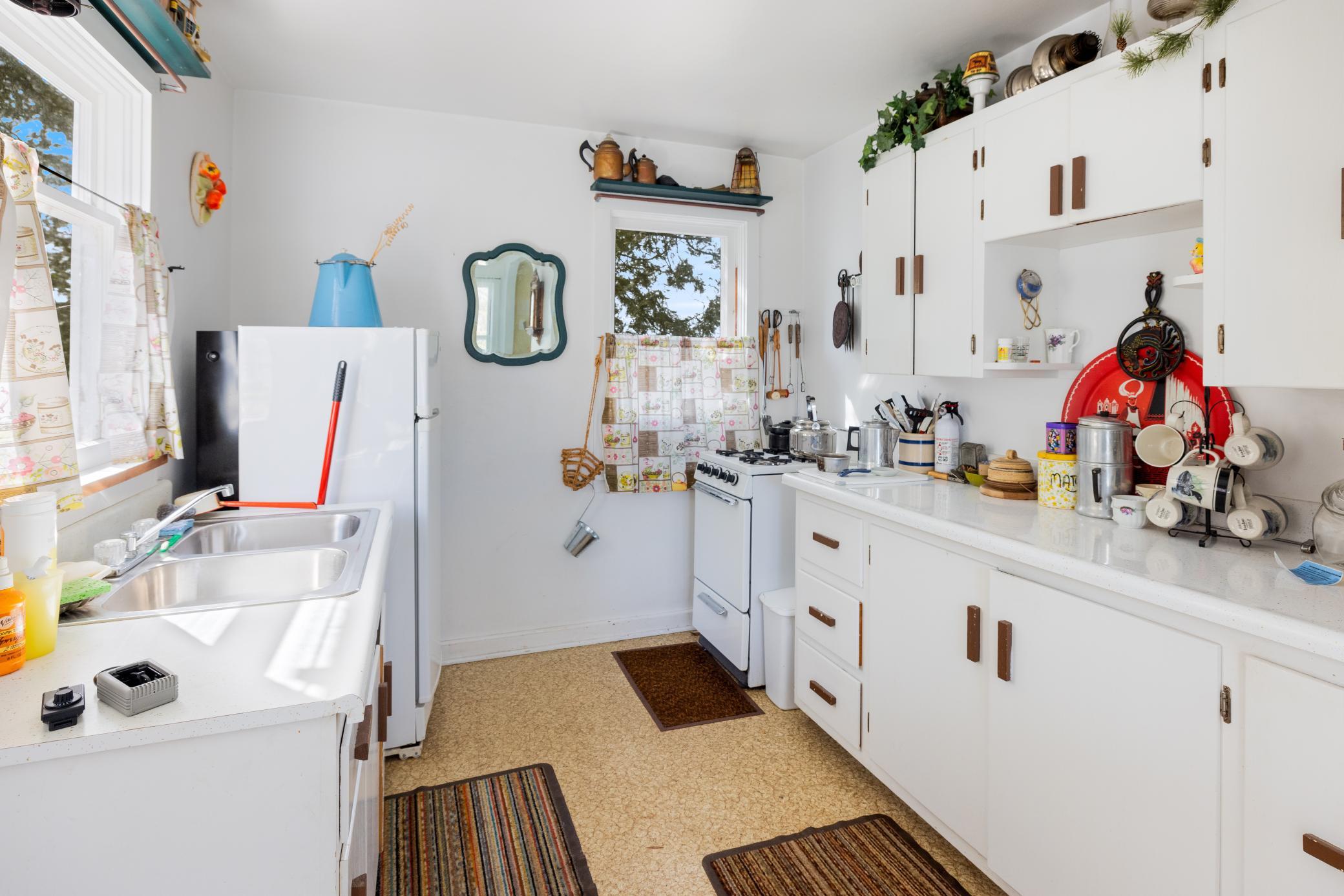 94200 Coughlan Island