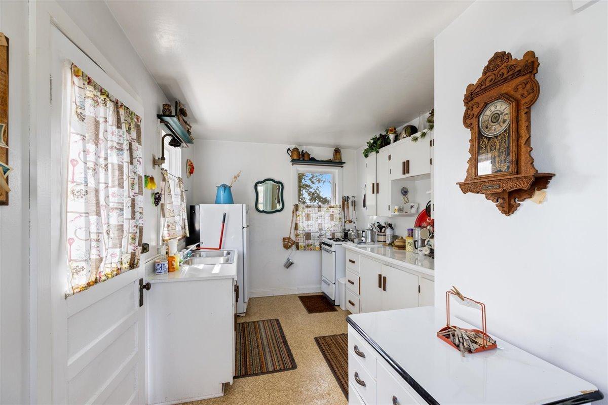 94200 Coughlan Island