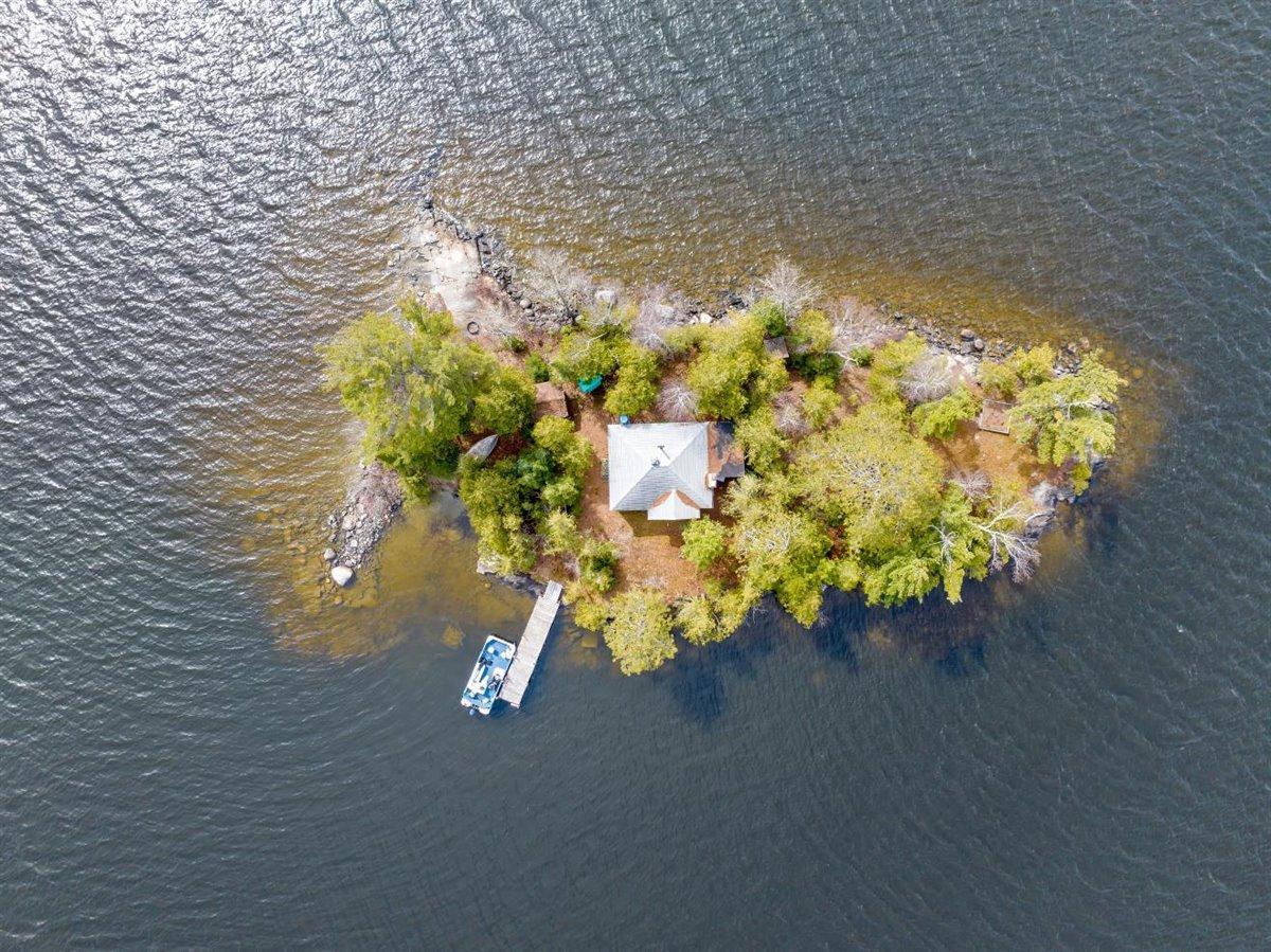 94200 Coughlan Island