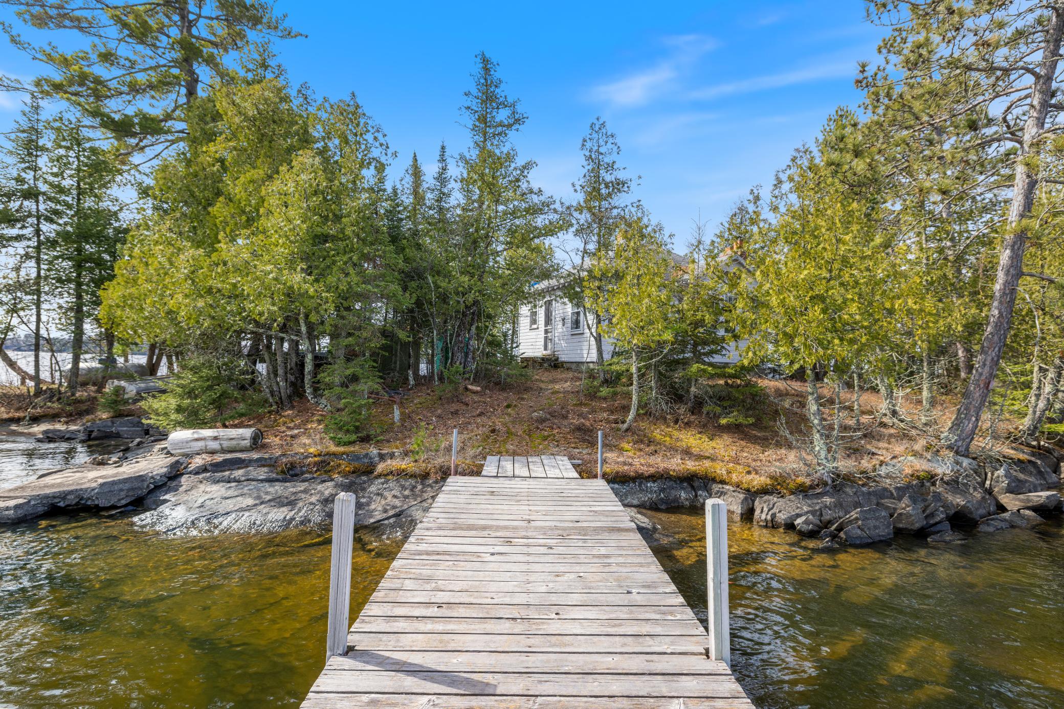 94200 Coughlan Island