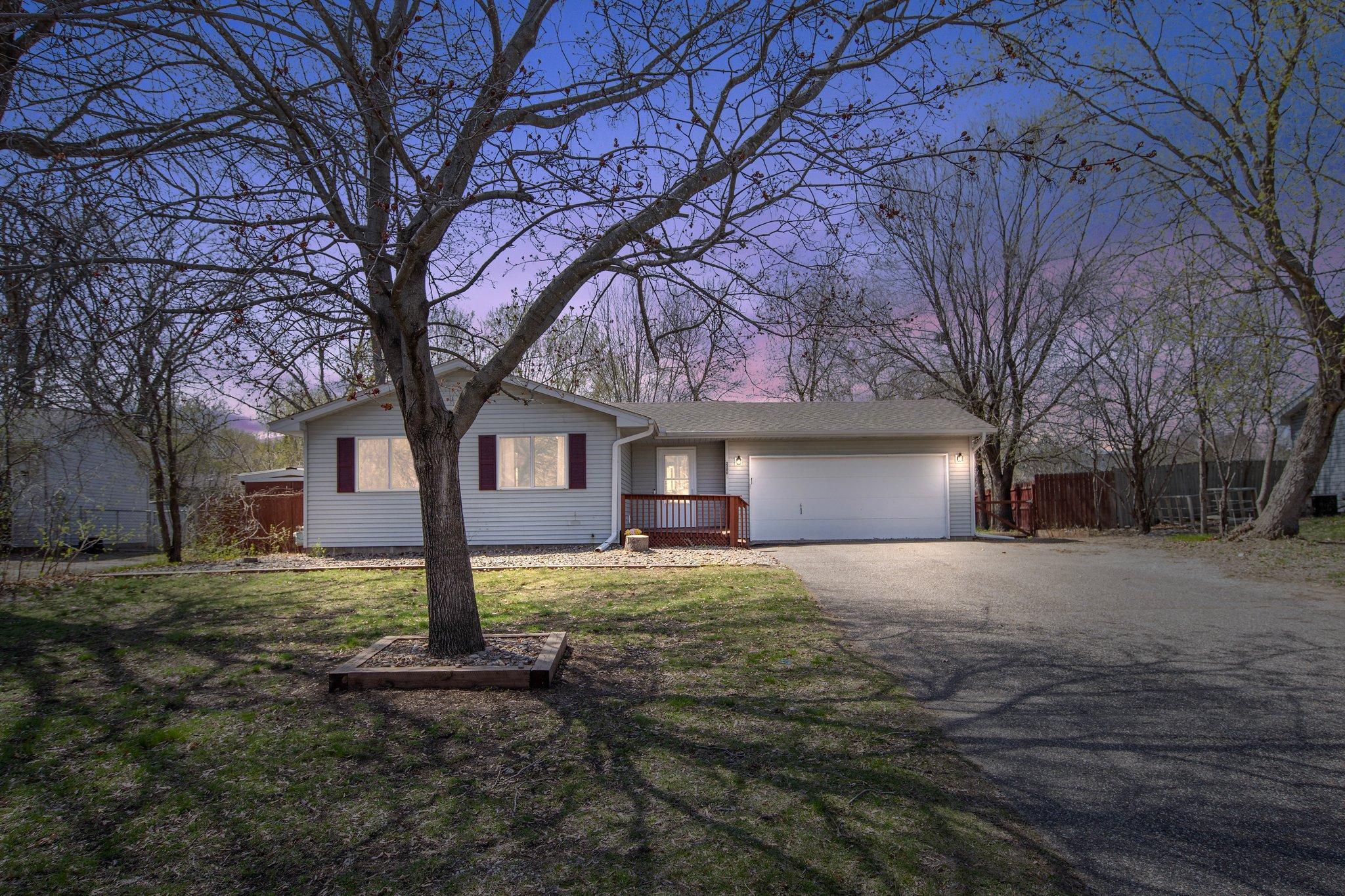 23296 Woodbine Street NW