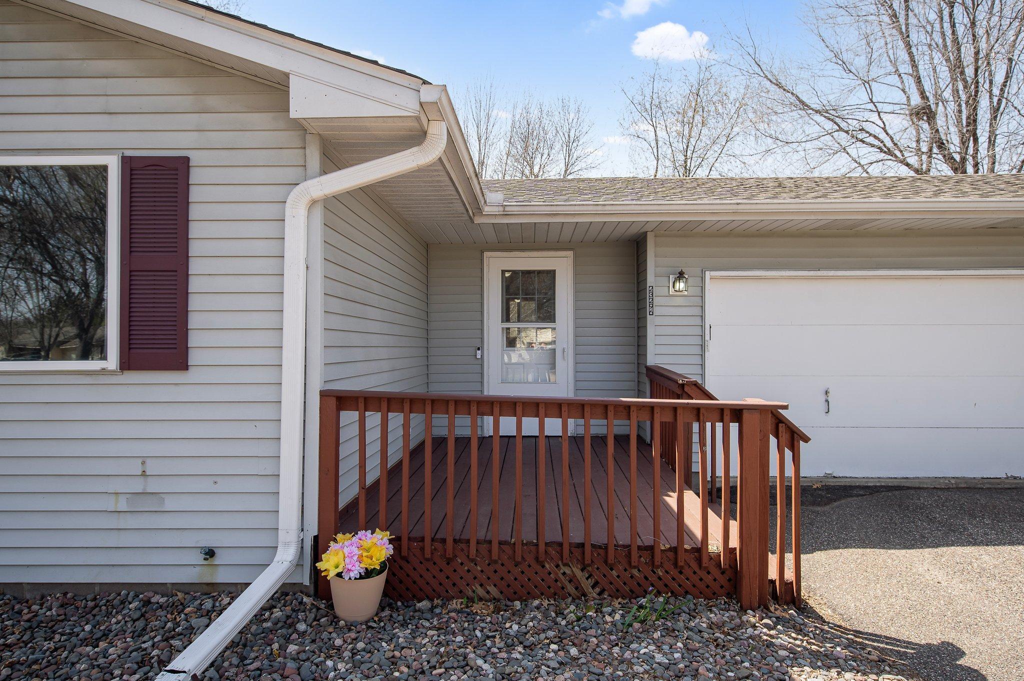 23296 Woodbine Street NW