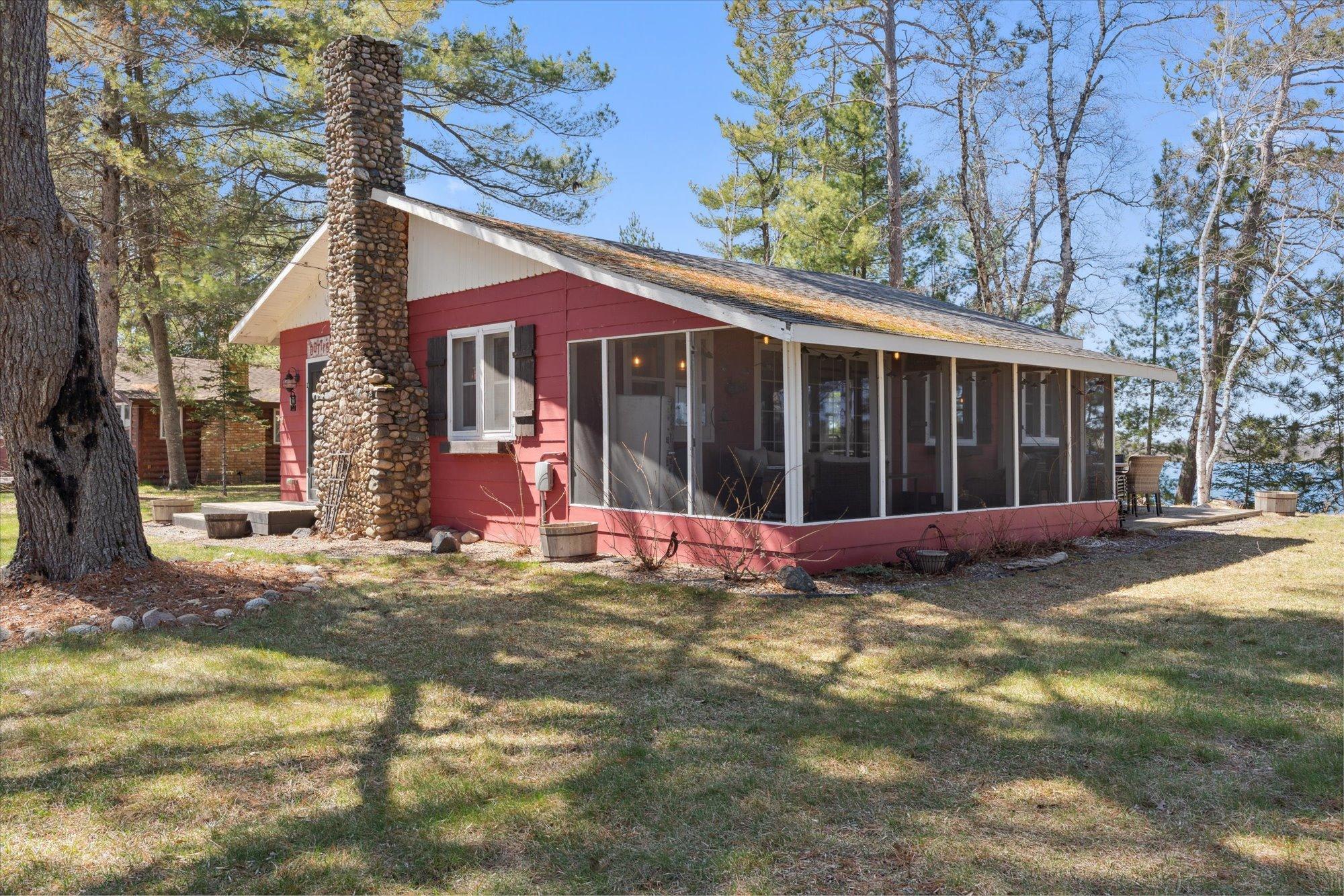 36983 Bonnie Lakes Lane