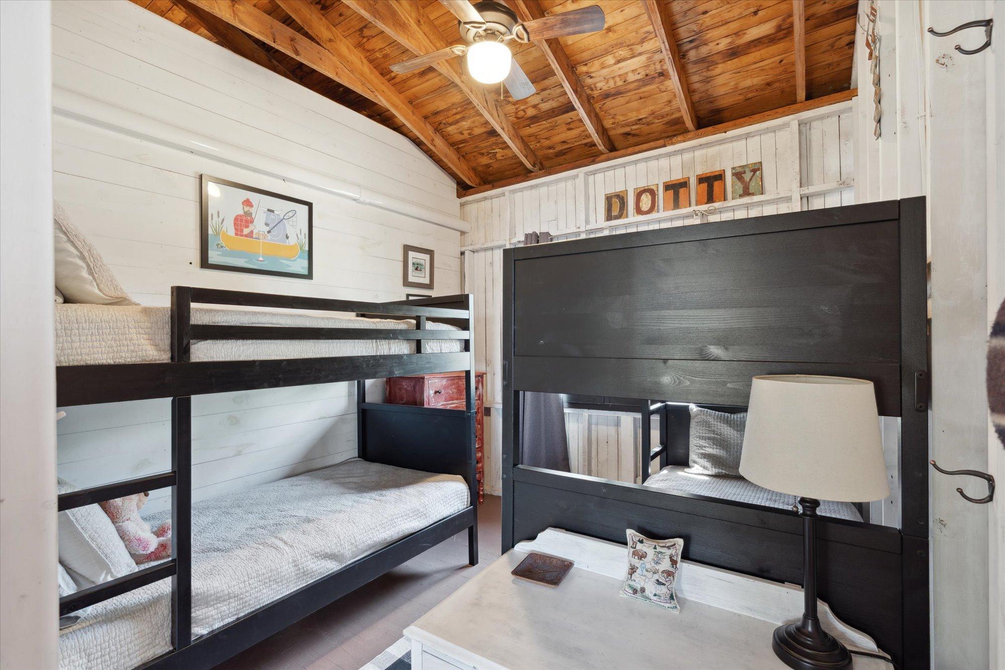 36983 Bonnie Lakes Lane