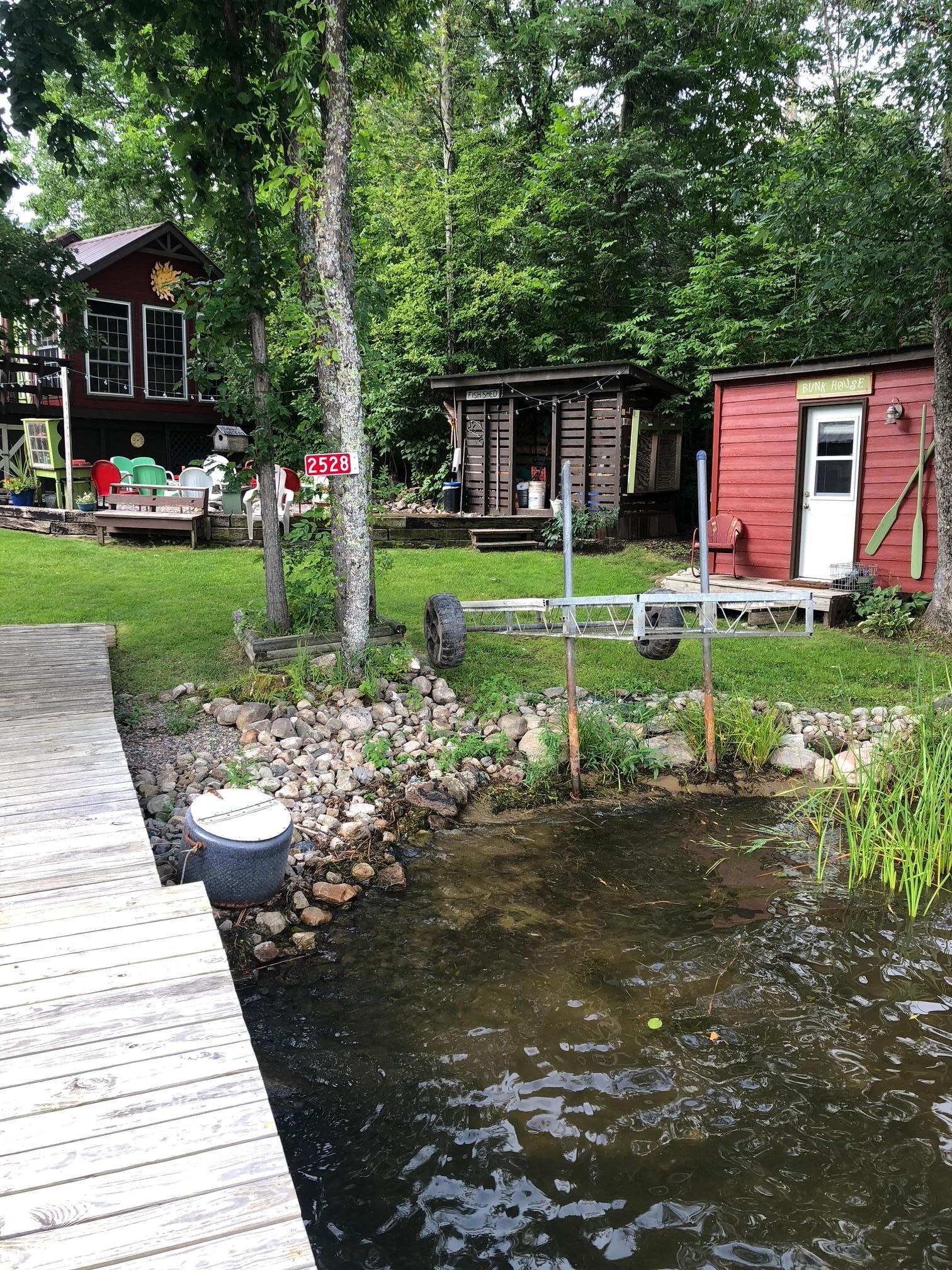 2528 Center Island Road