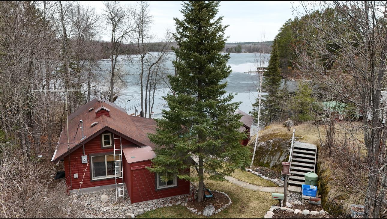 2528 Center Island Road