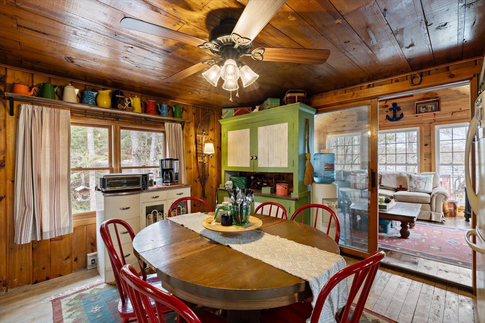 2528 Center Island Road