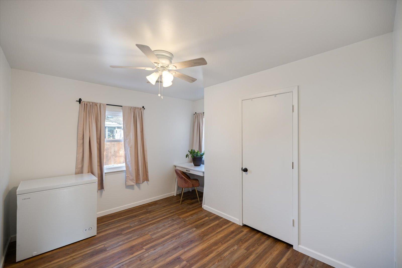 7405 Knollwood Drive