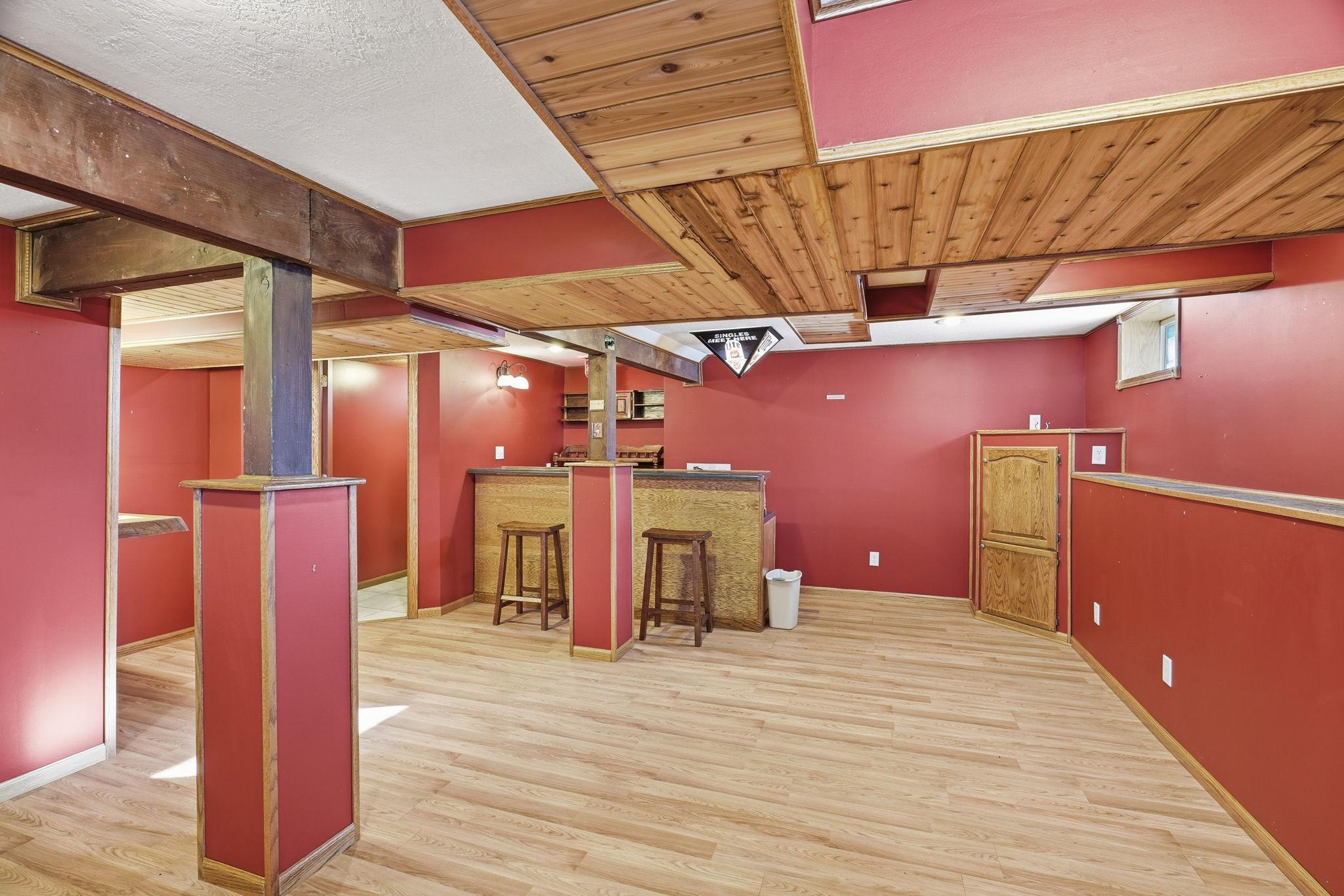 410 Division Street E