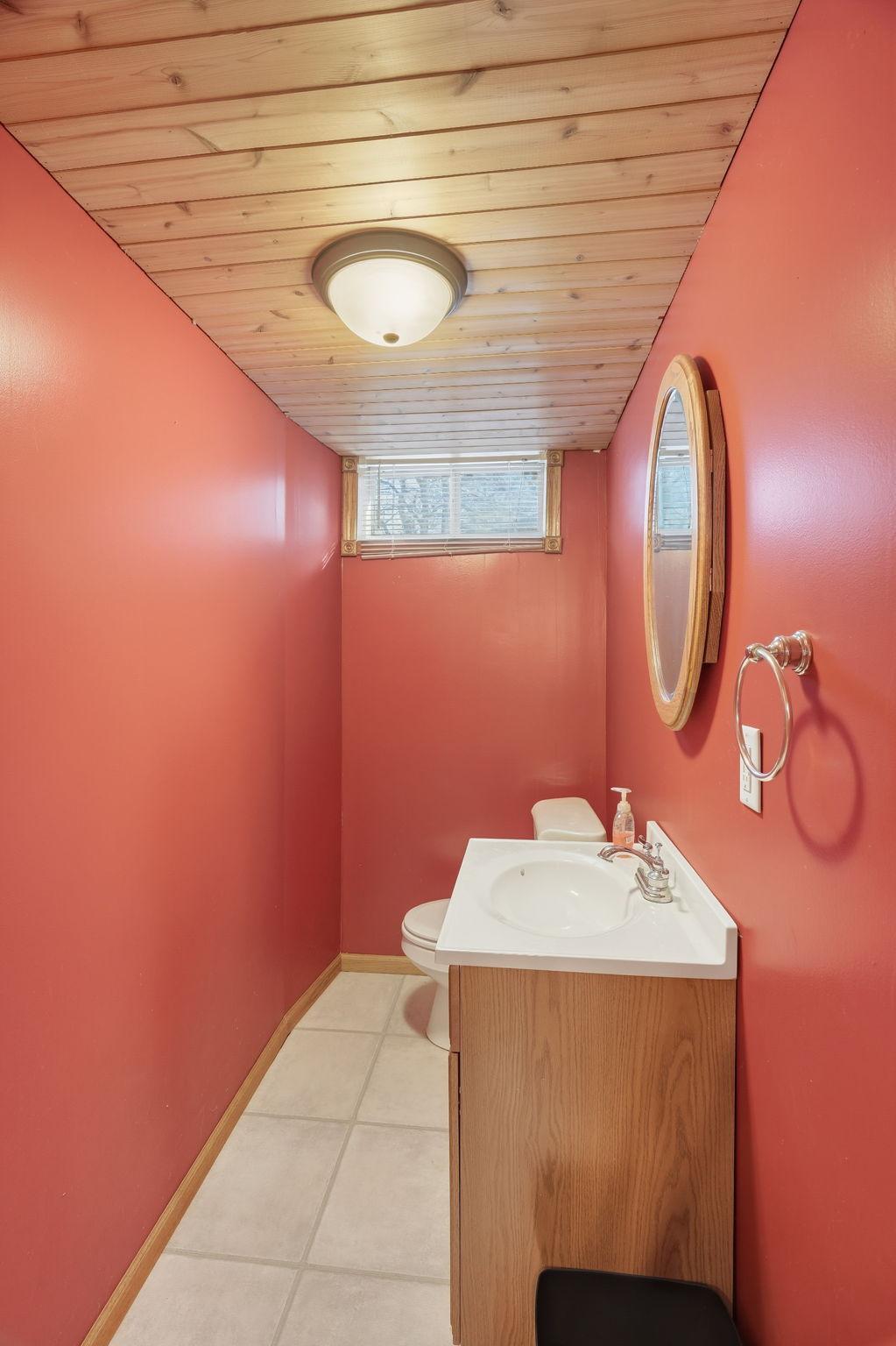 410 Division Street E