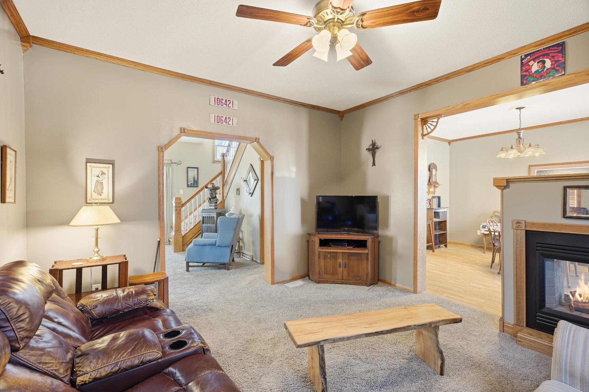 410 Division Street E