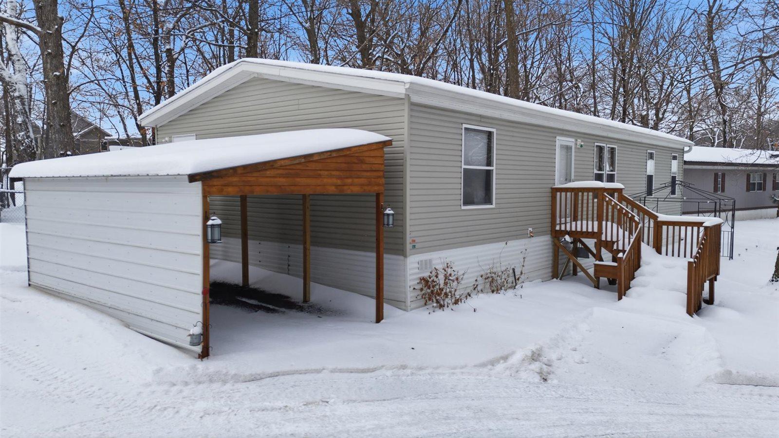 2060 Clearwater Forest Drive S