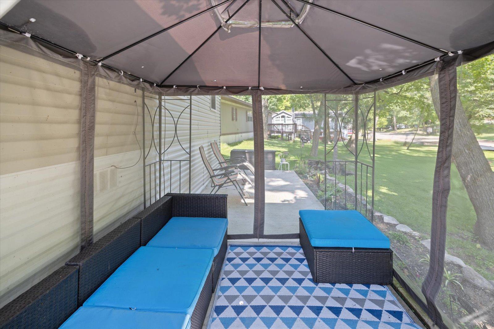 2060 Clearwater Forest Drive S