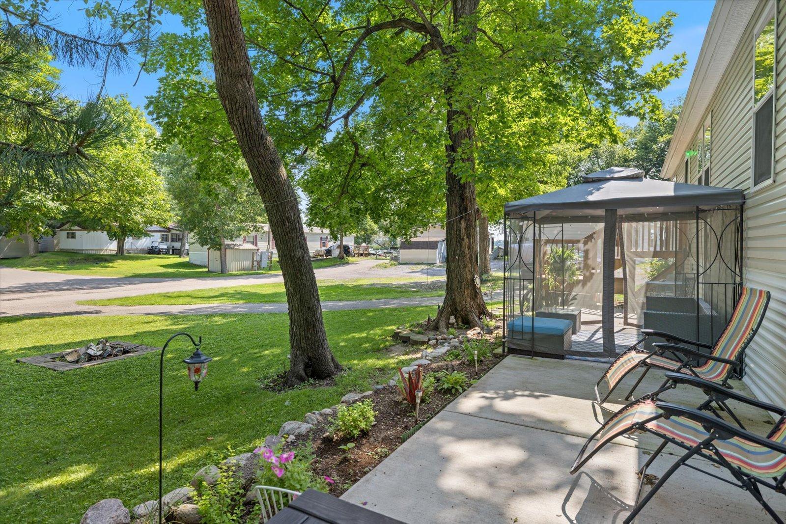 2060 Clearwater Forest Drive S