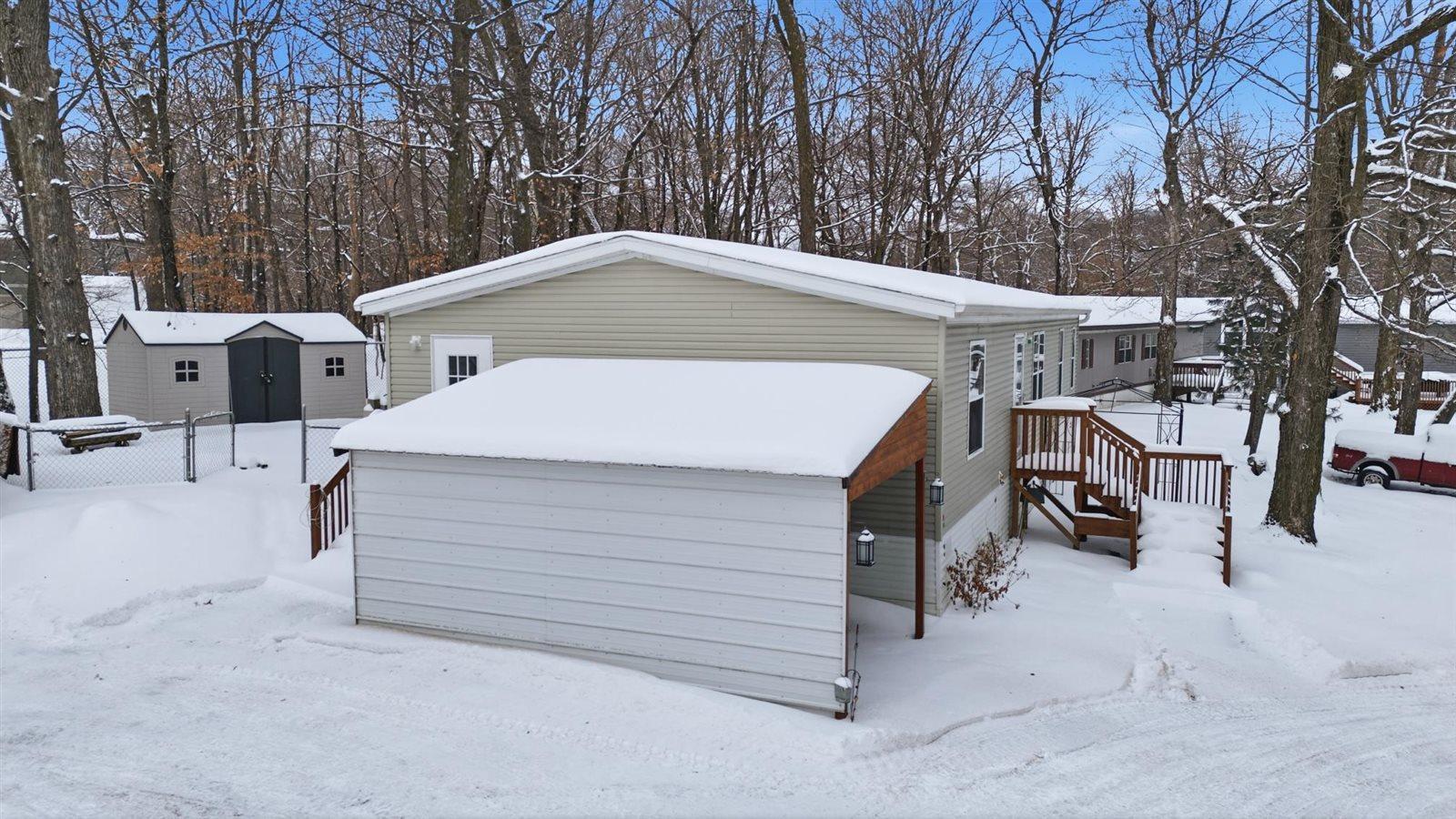 2060 Clearwater Forest Drive S