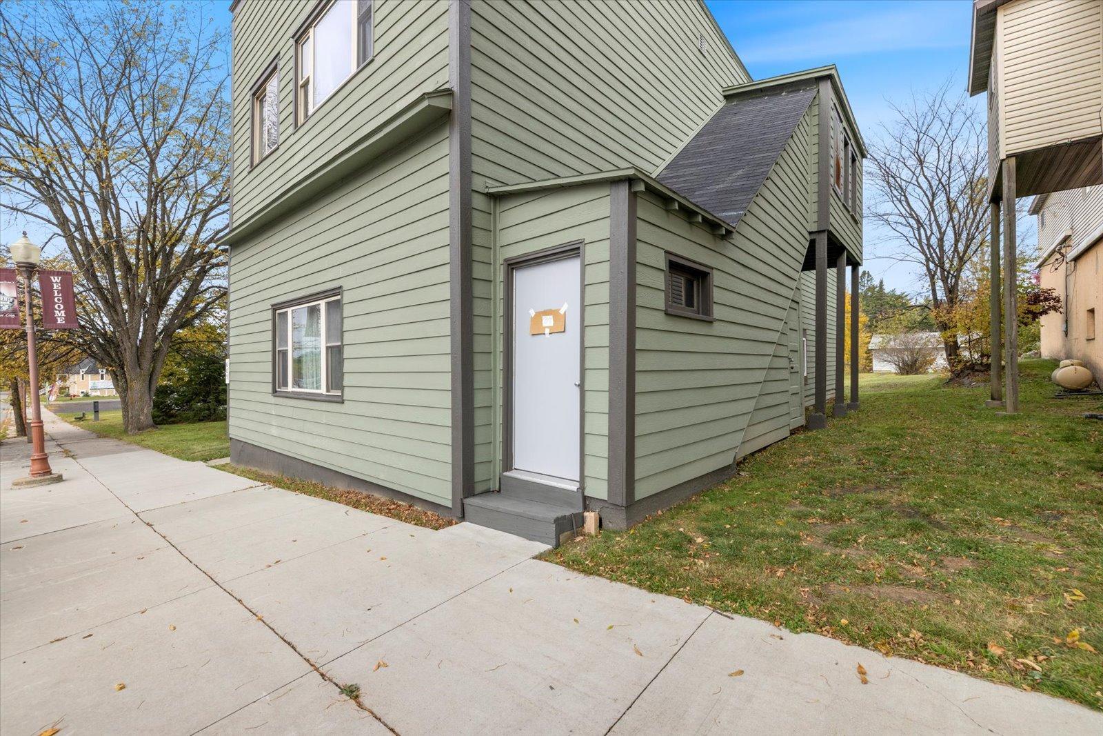 605 Main Street