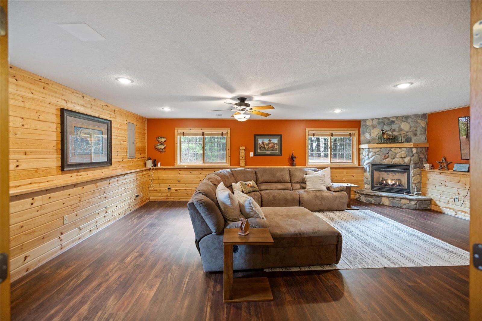4754 358th Street