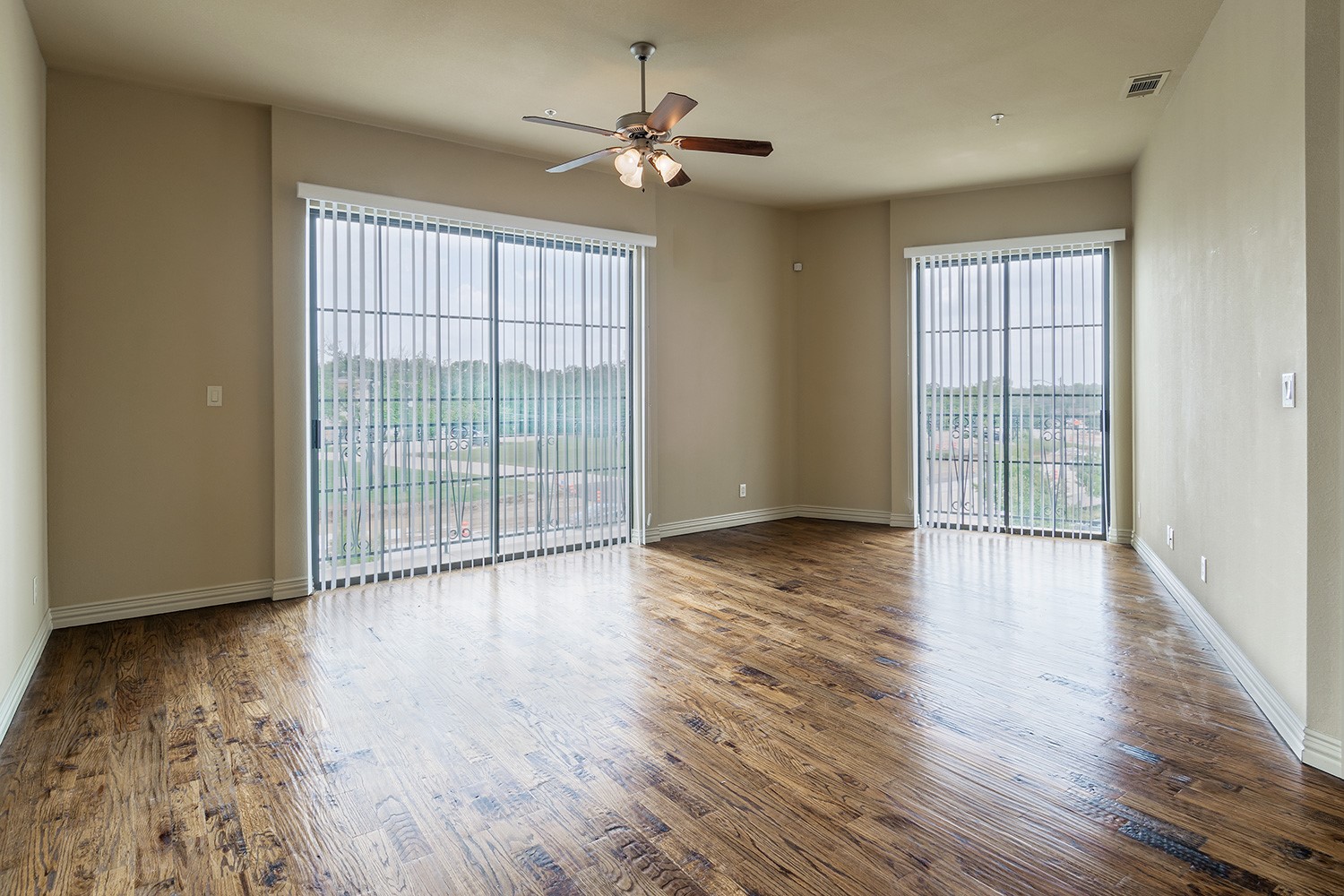 5232 Colleyville Boulevard Unit: 305
