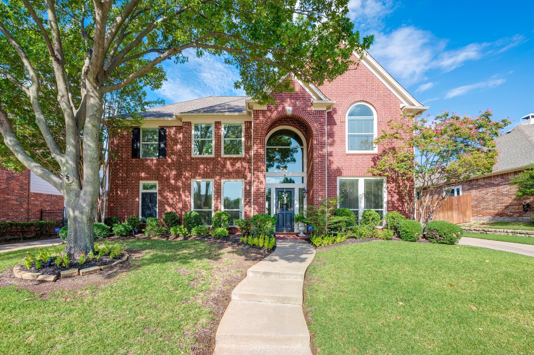 1610 Highland Oaks Drive