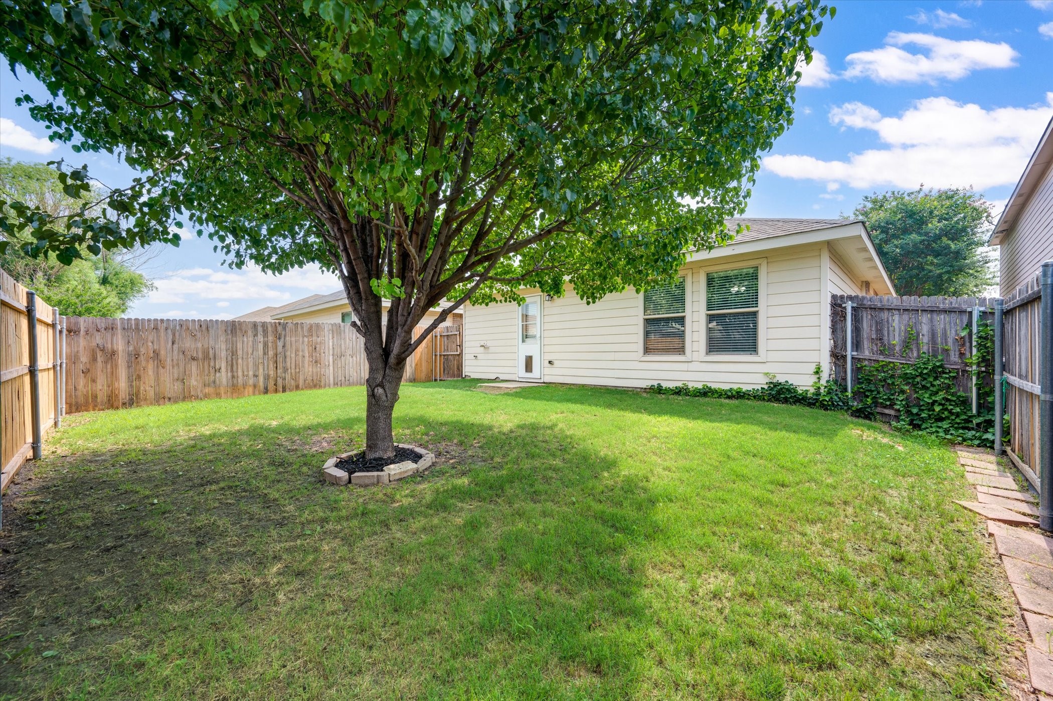 8829 Quarry Ridge Trail