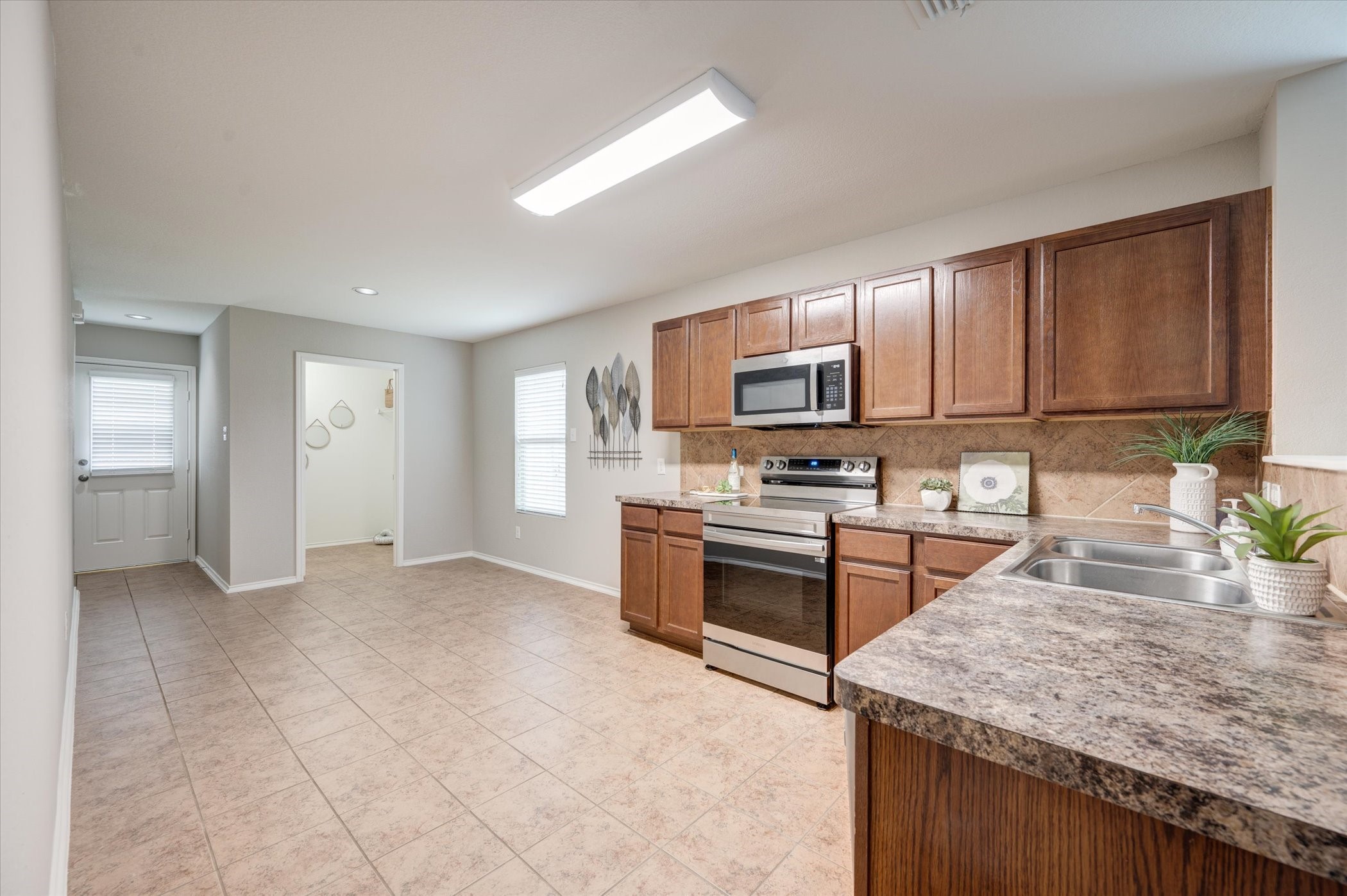 8829 Quarry Ridge Trail