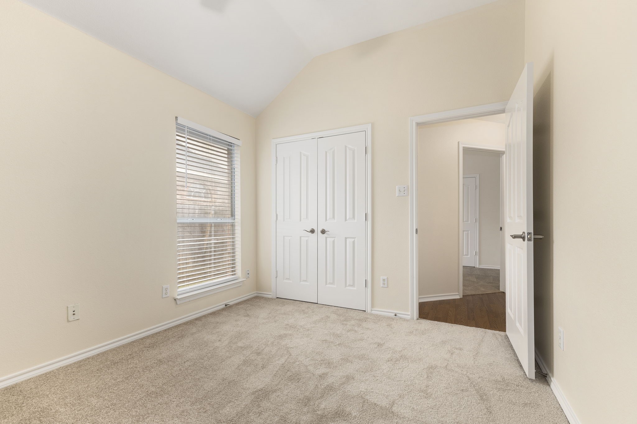12728 Chinaberry Court