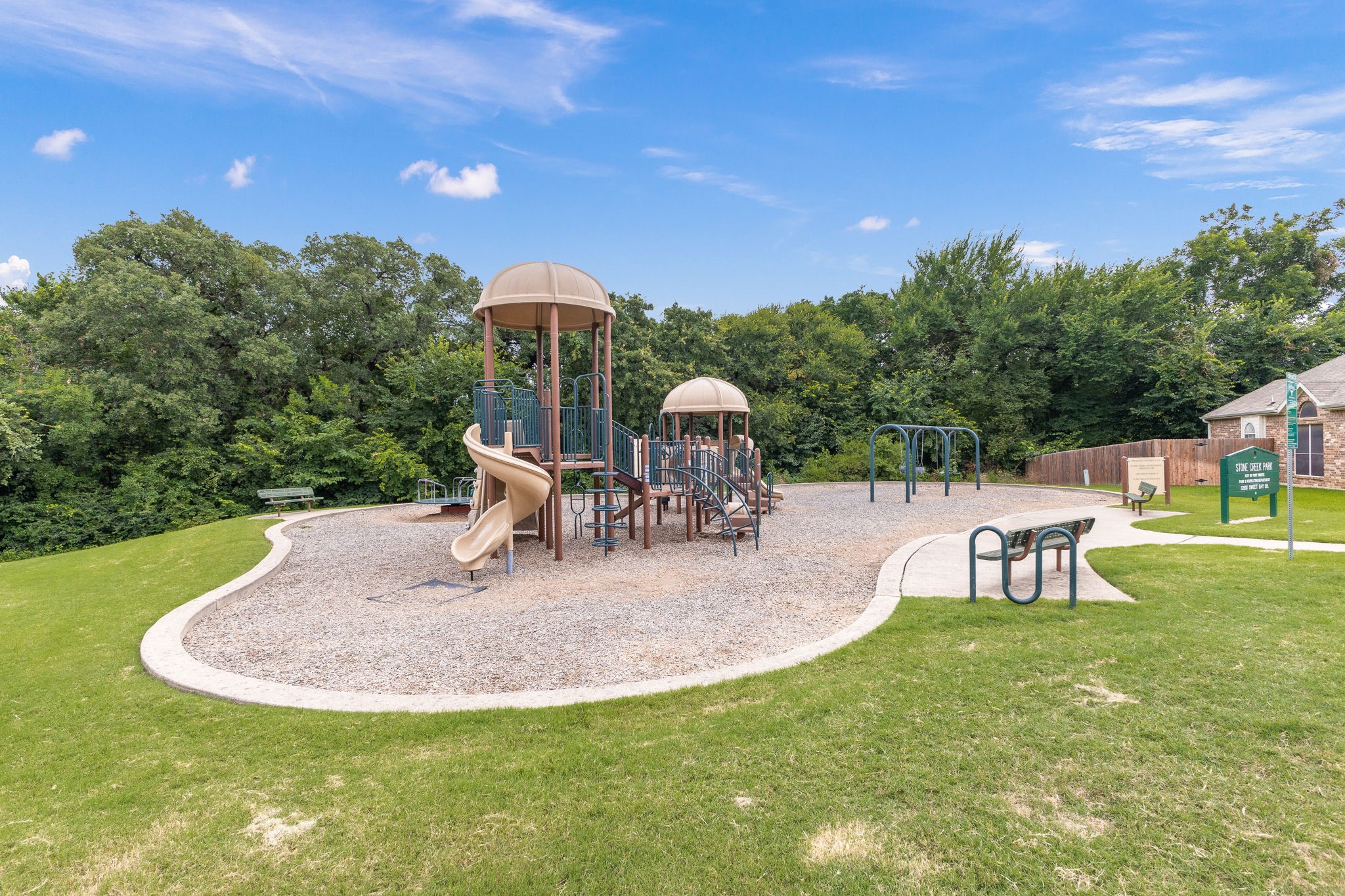 12728 Chinaberry Court