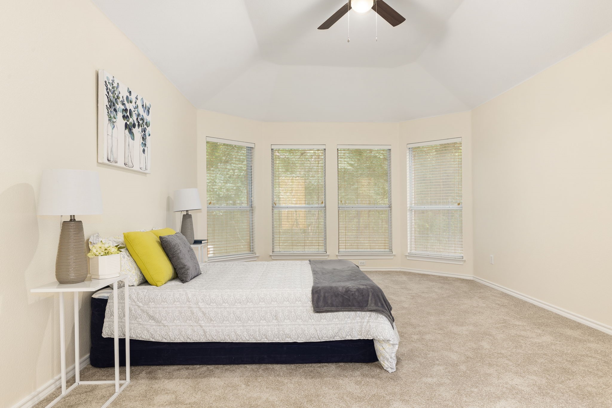 12728 Chinaberry Court