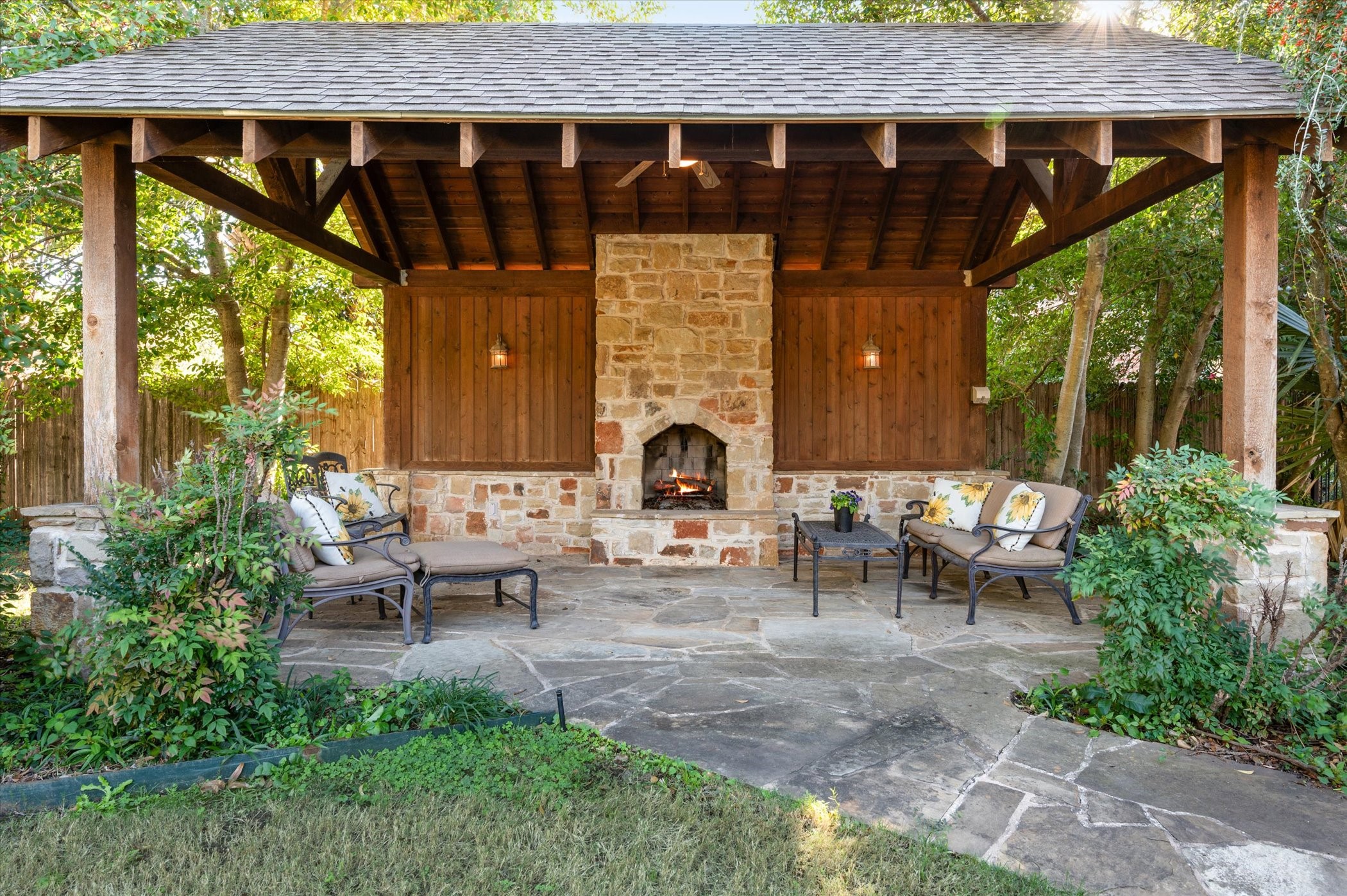 7113 Waldon Court