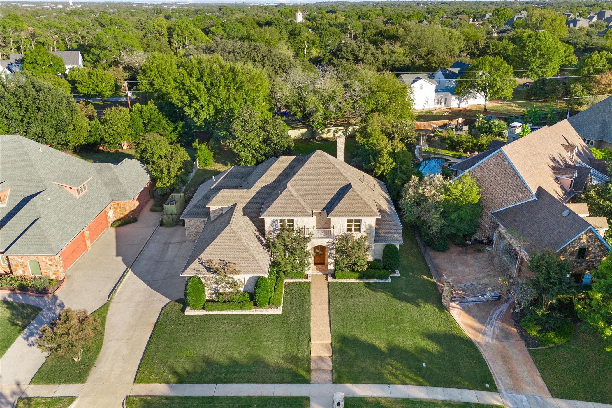 7113 Waldon Court