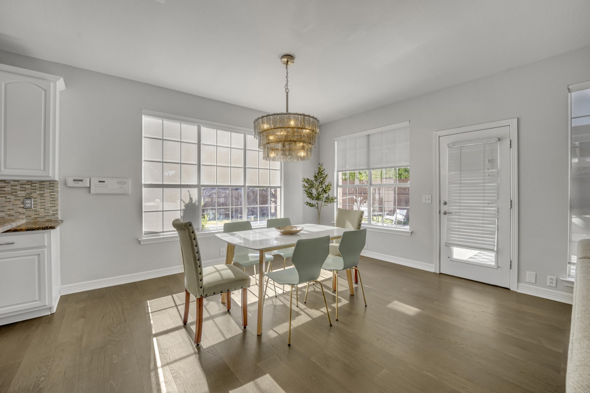 6700 Armstrong Court