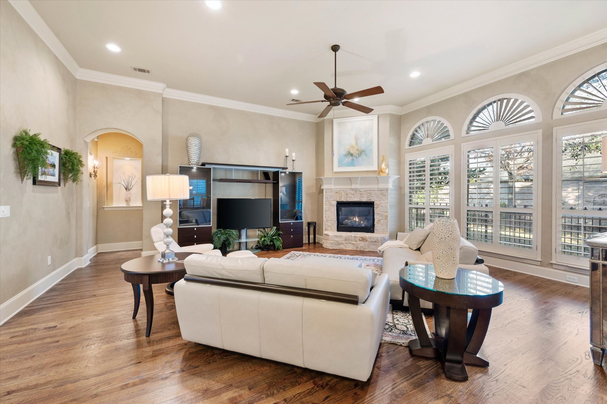 6509 Lorraine Park