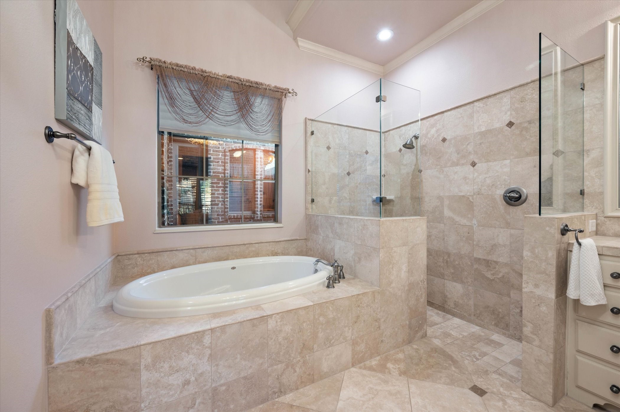 6509 Lorraine Park