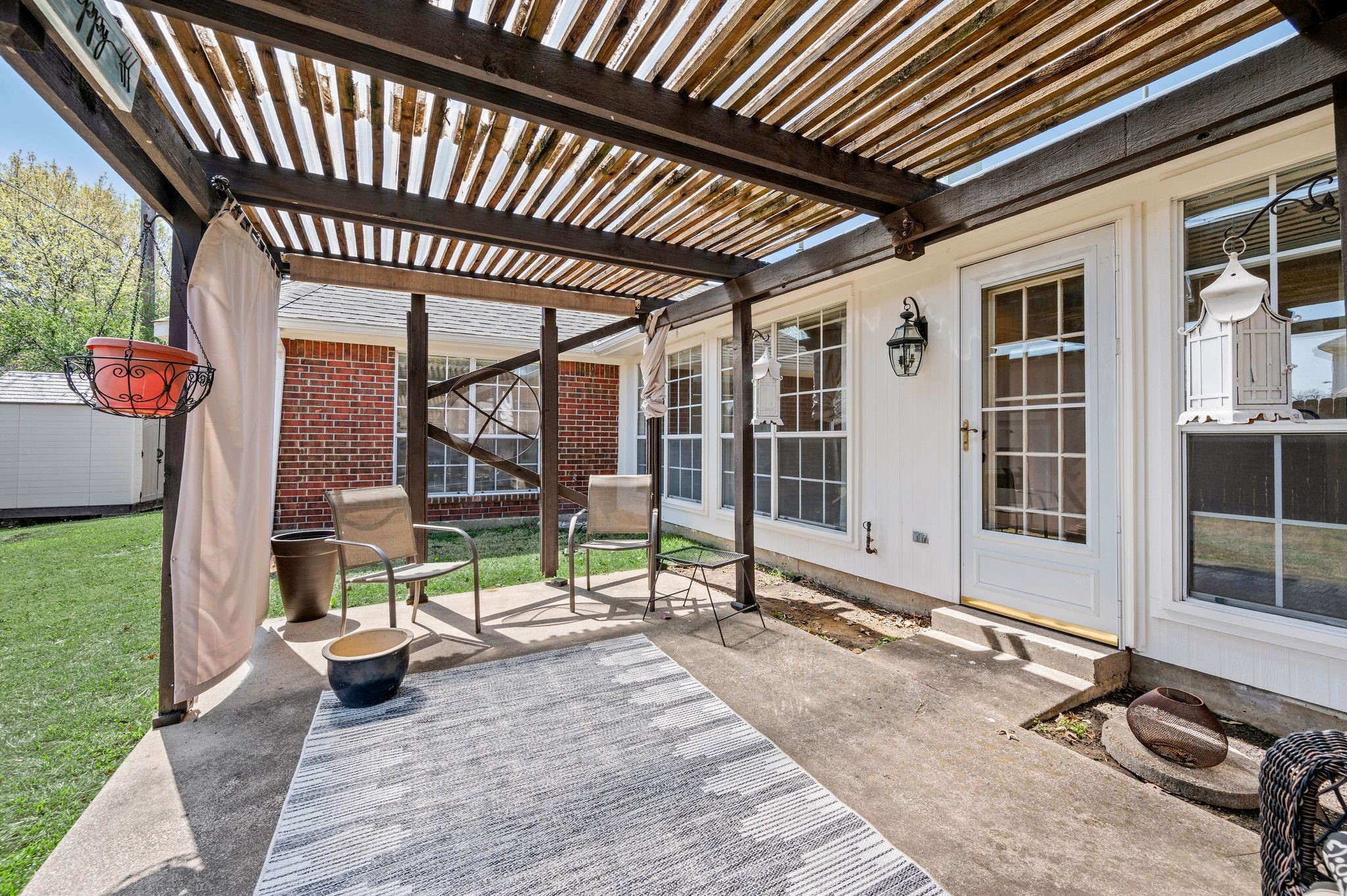 1317 Gatewood Drive