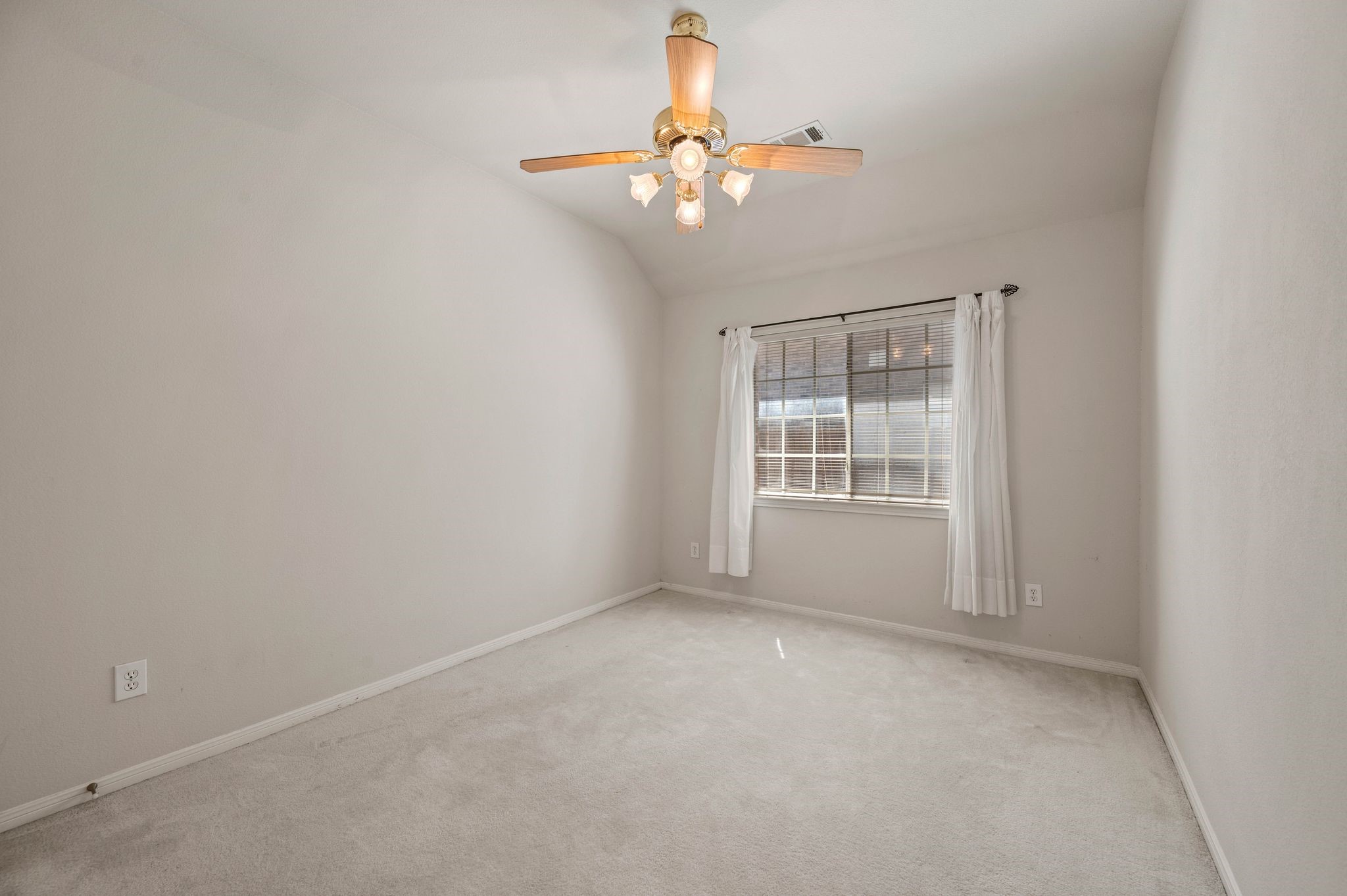 1317 Gatewood Drive