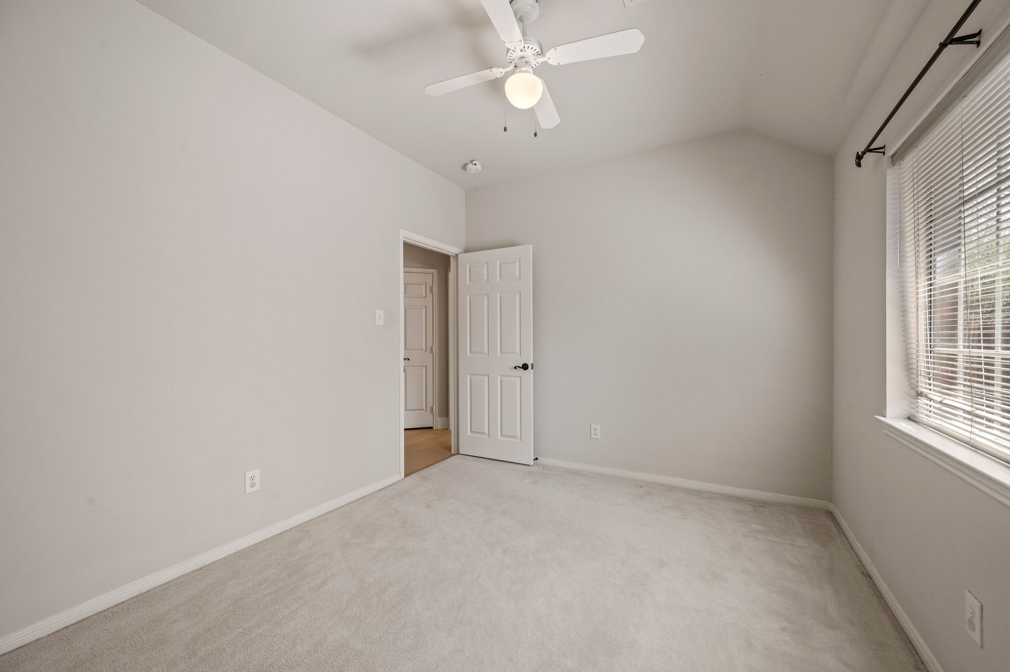1317 Gatewood Drive