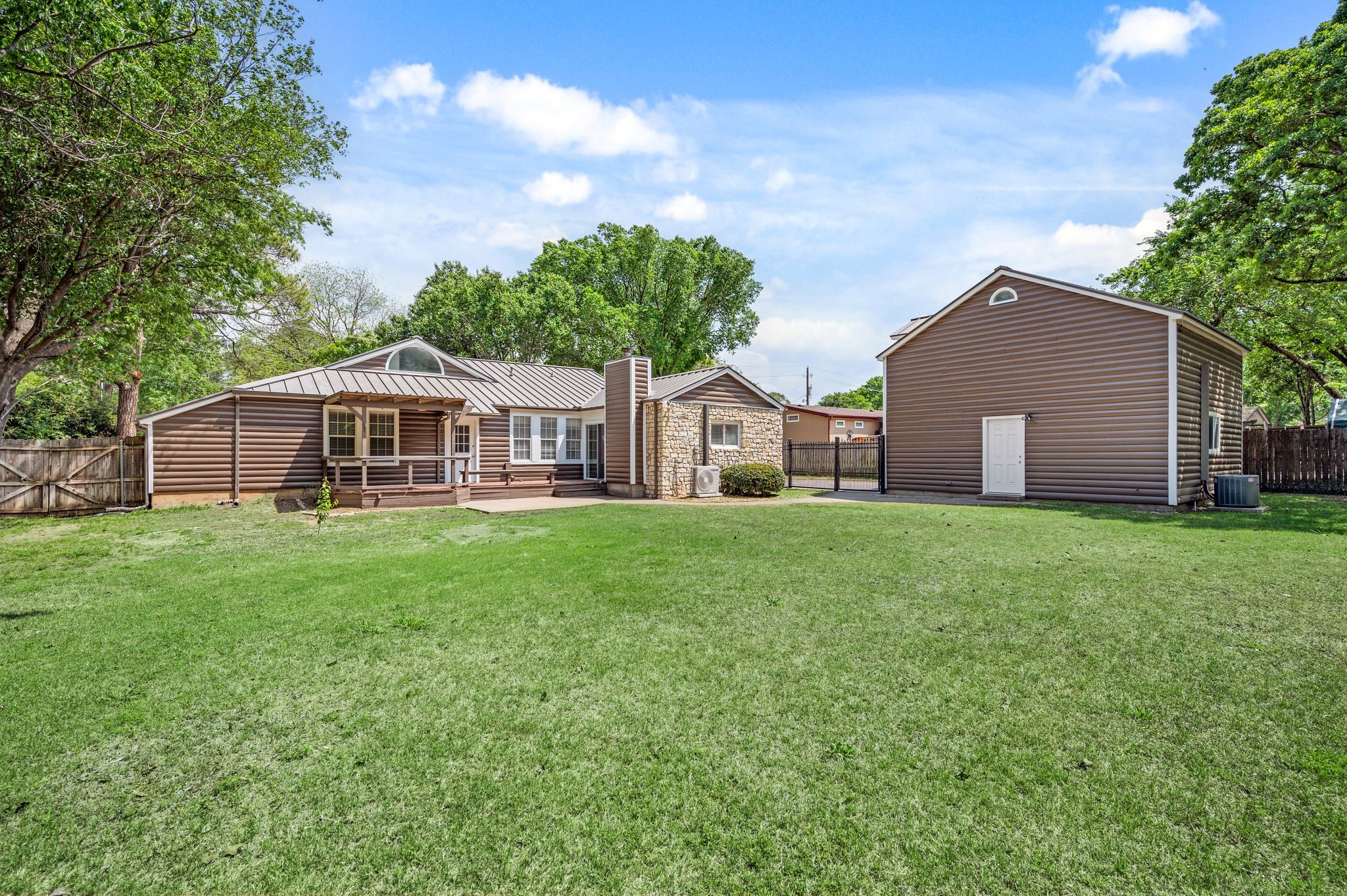 6212 Westcoat Drive