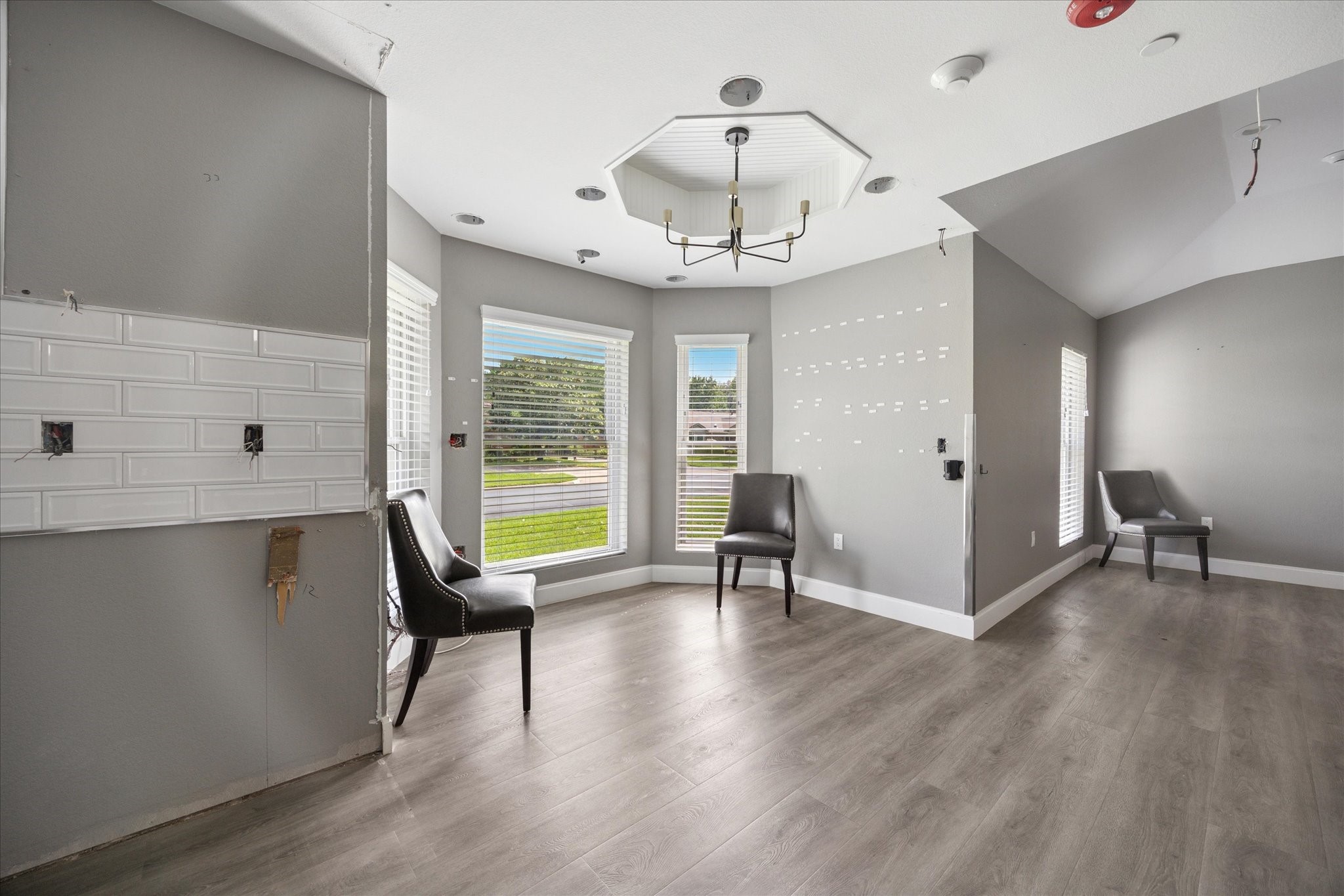 3001 Hurstview Drive