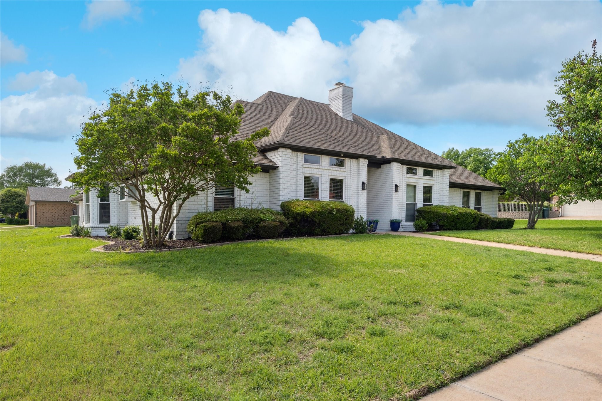 3001 Hurstview Drive