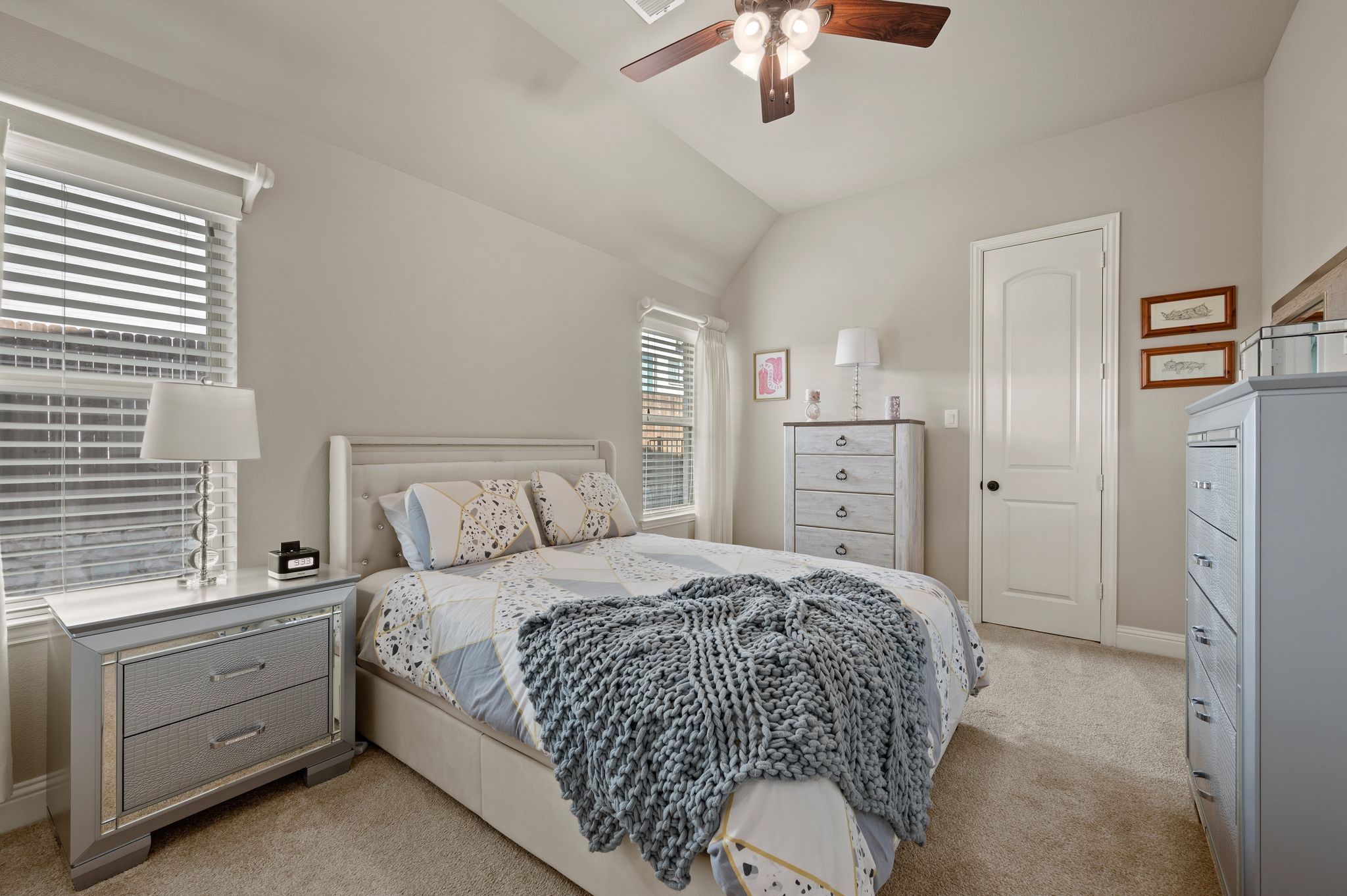5024 Bateman Road