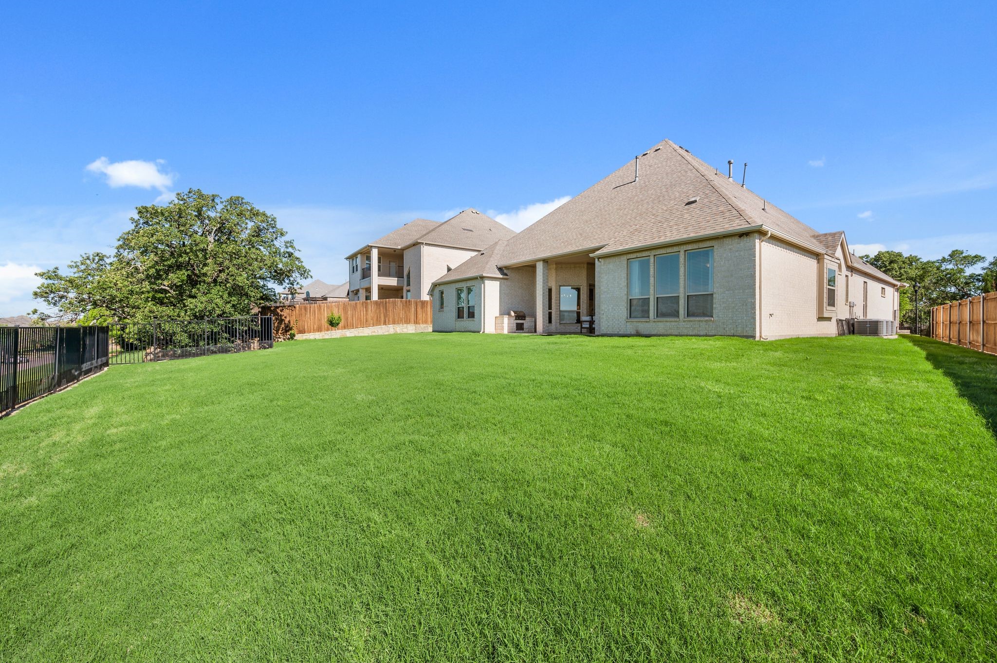 5024 Bateman Road