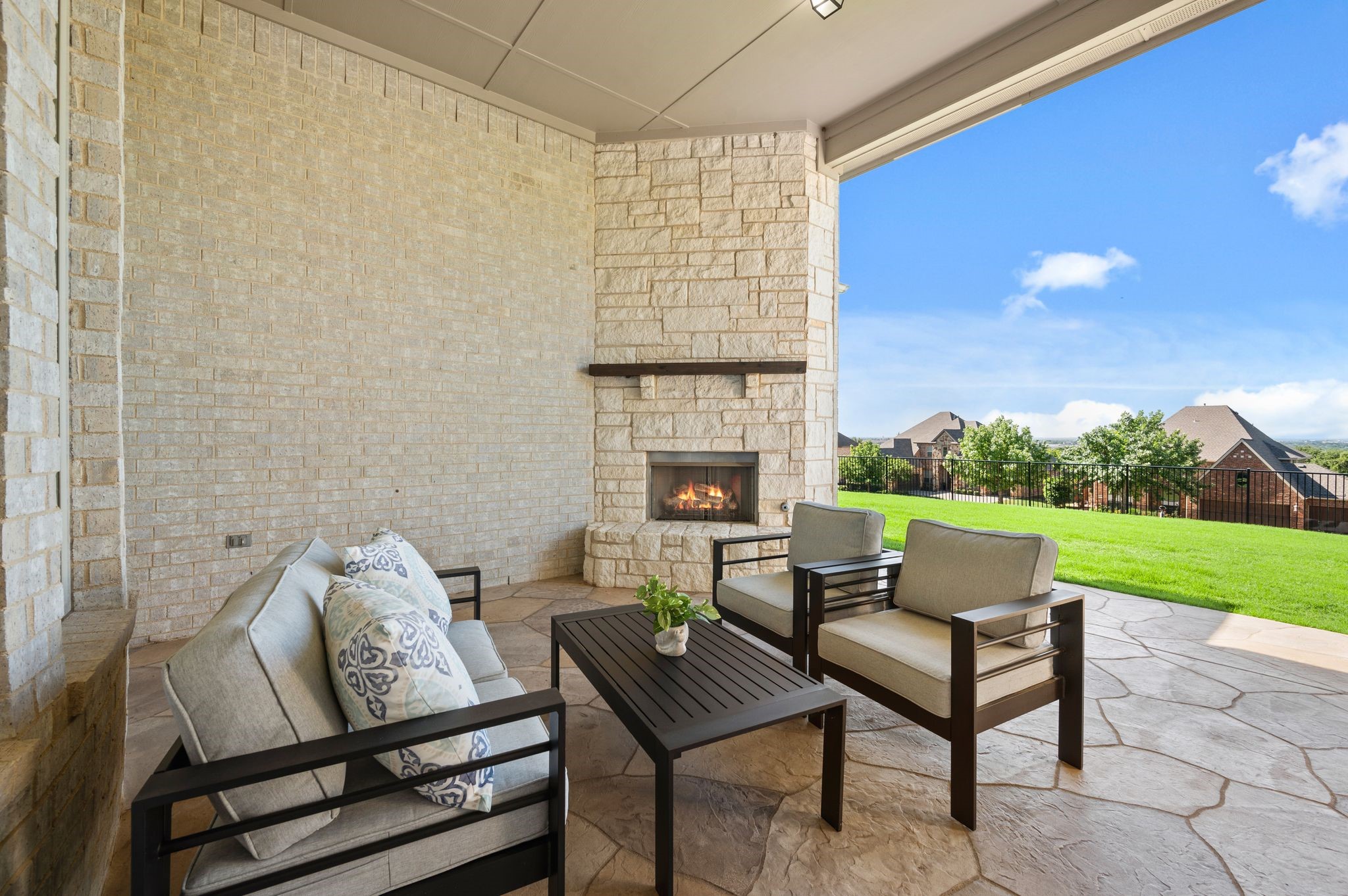 5024 Bateman Road