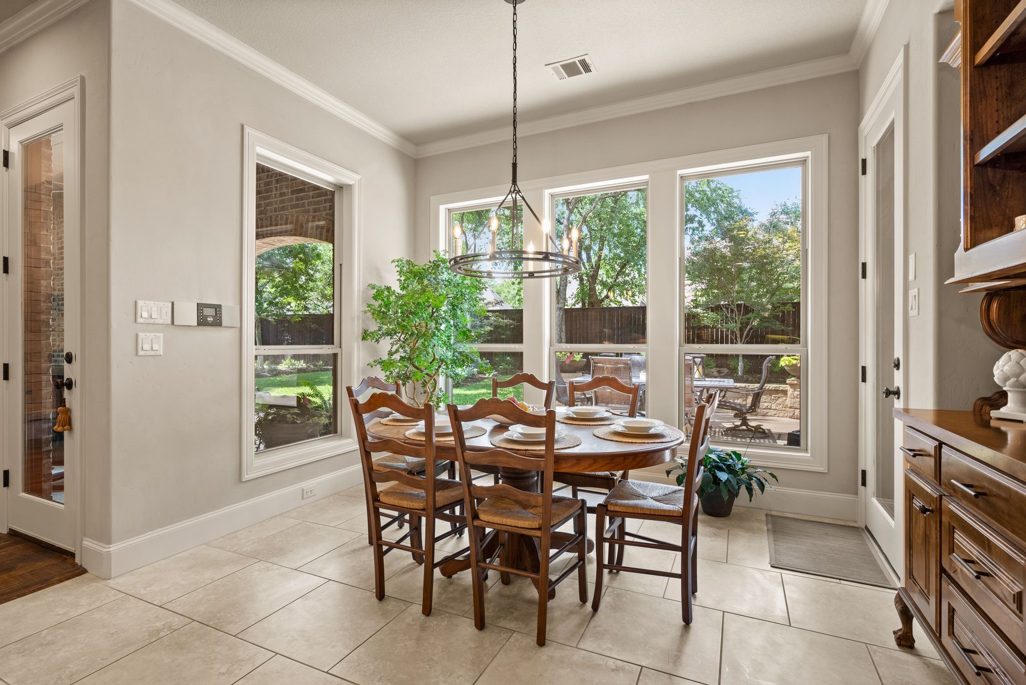 716 Tappen Shire