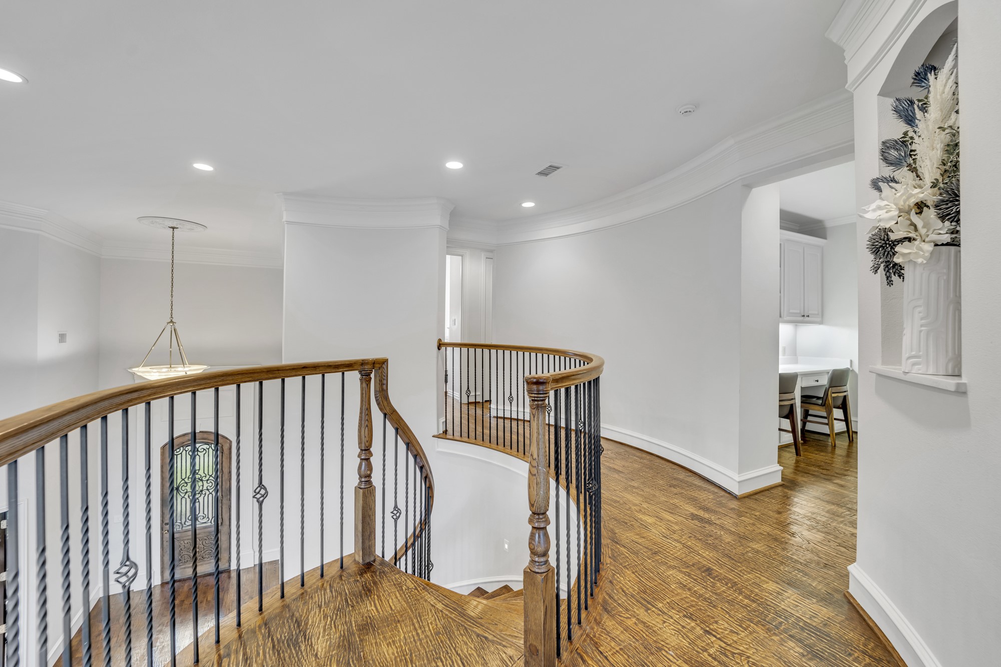 7209 Braemar Terrace