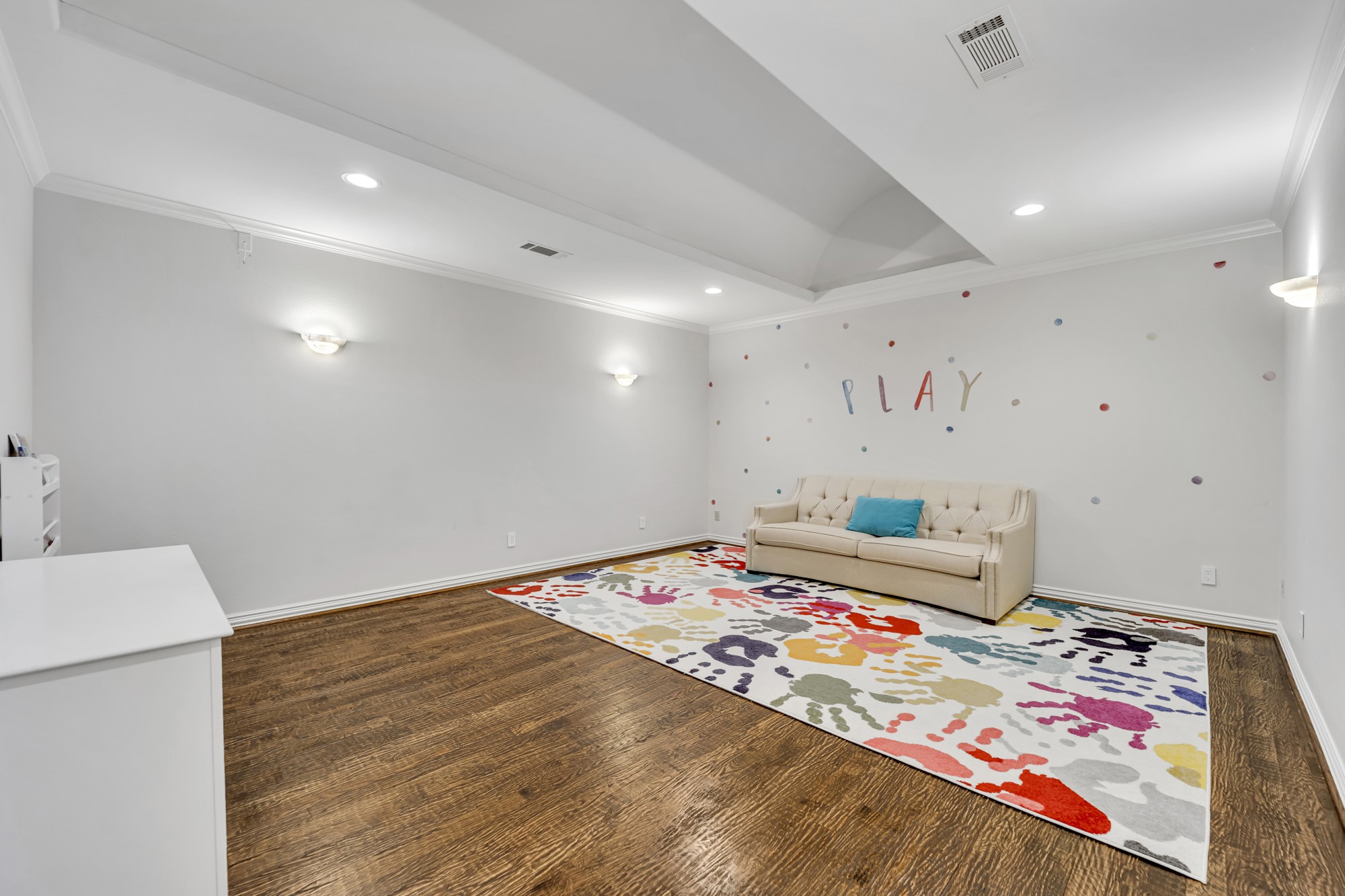 7209 Braemar Terrace