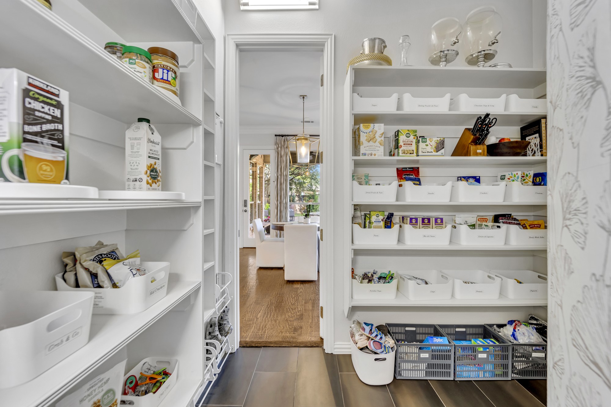 7209 Braemar Terrace